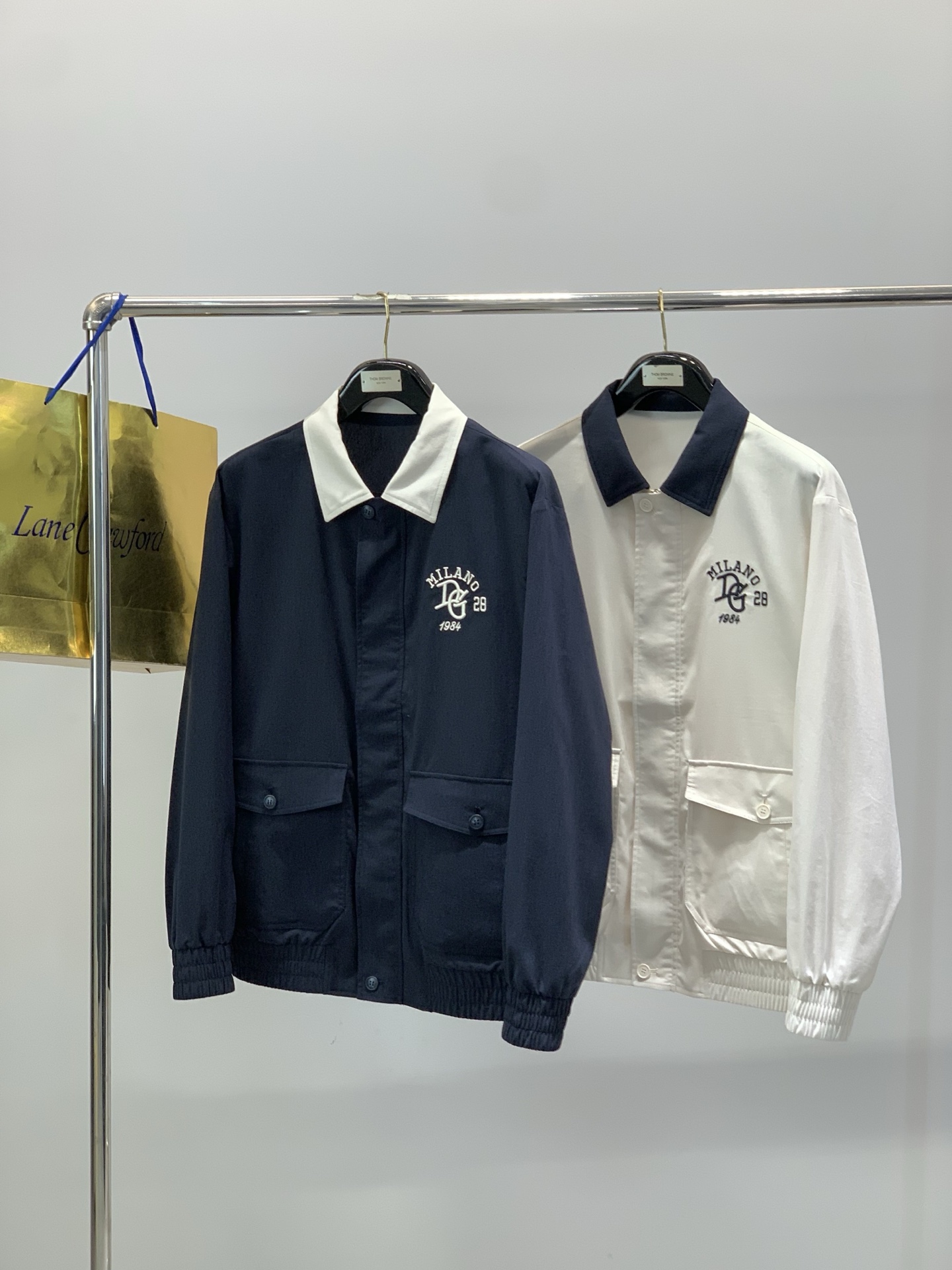 ，杜嘉班纳，2026春季最新品，专柜同步有售，原单狠货，时尚休闲夹克翻领外套，进口原版面料，顶级刺绣🪡工