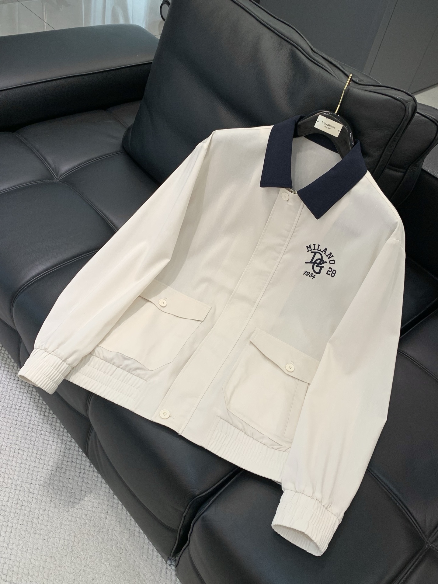 ，杜嘉班纳，2026春季最新品，专柜同步有售，原单狠货，时尚休闲夹克翻领外套，进口原版面料，顶级刺绣🪡工