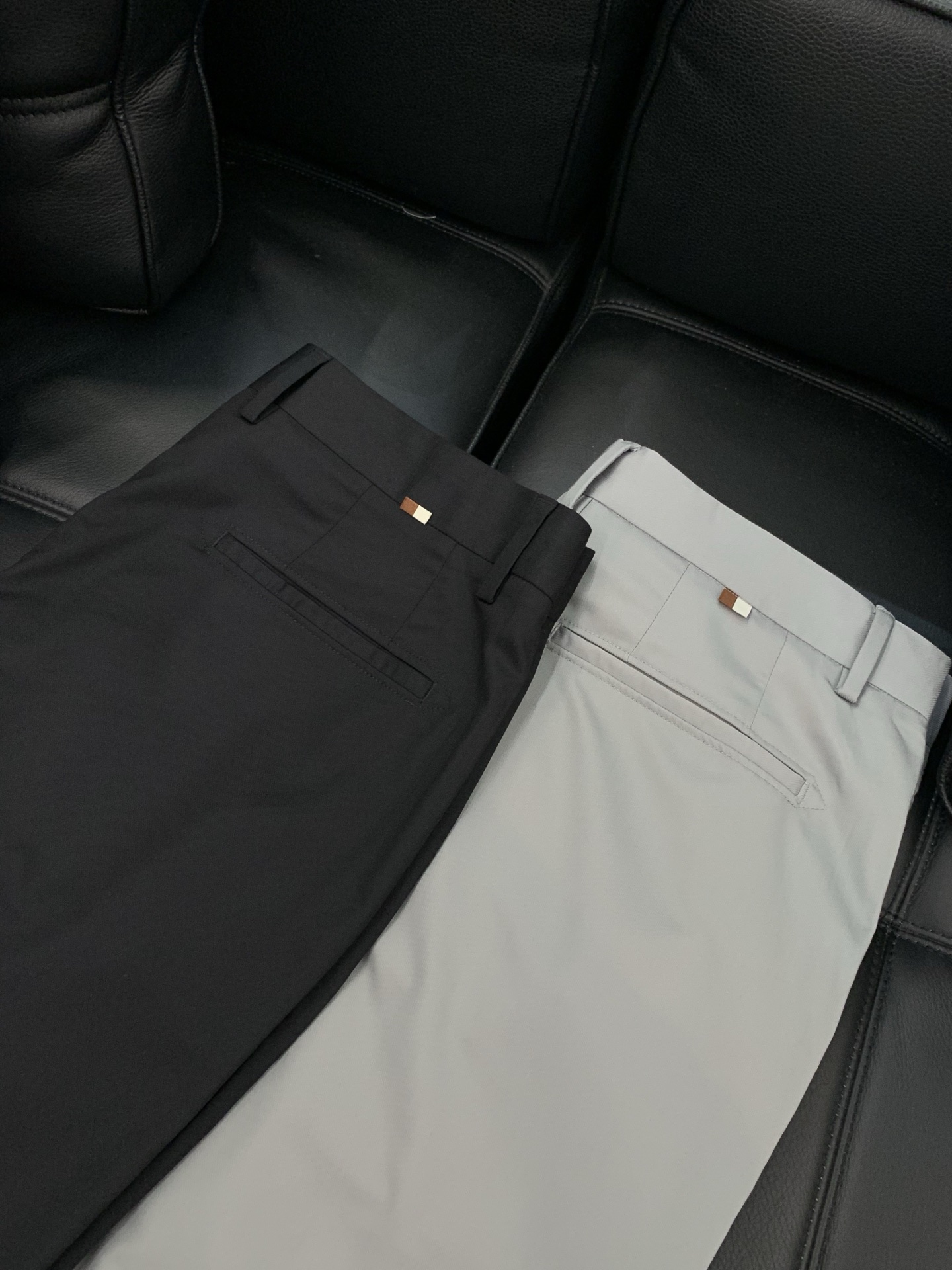 ，CANALI，2026春季最新品，专柜同步有售，原单狠货，时尚休闲西裤，进口原版面料，上身舒适透气，顶