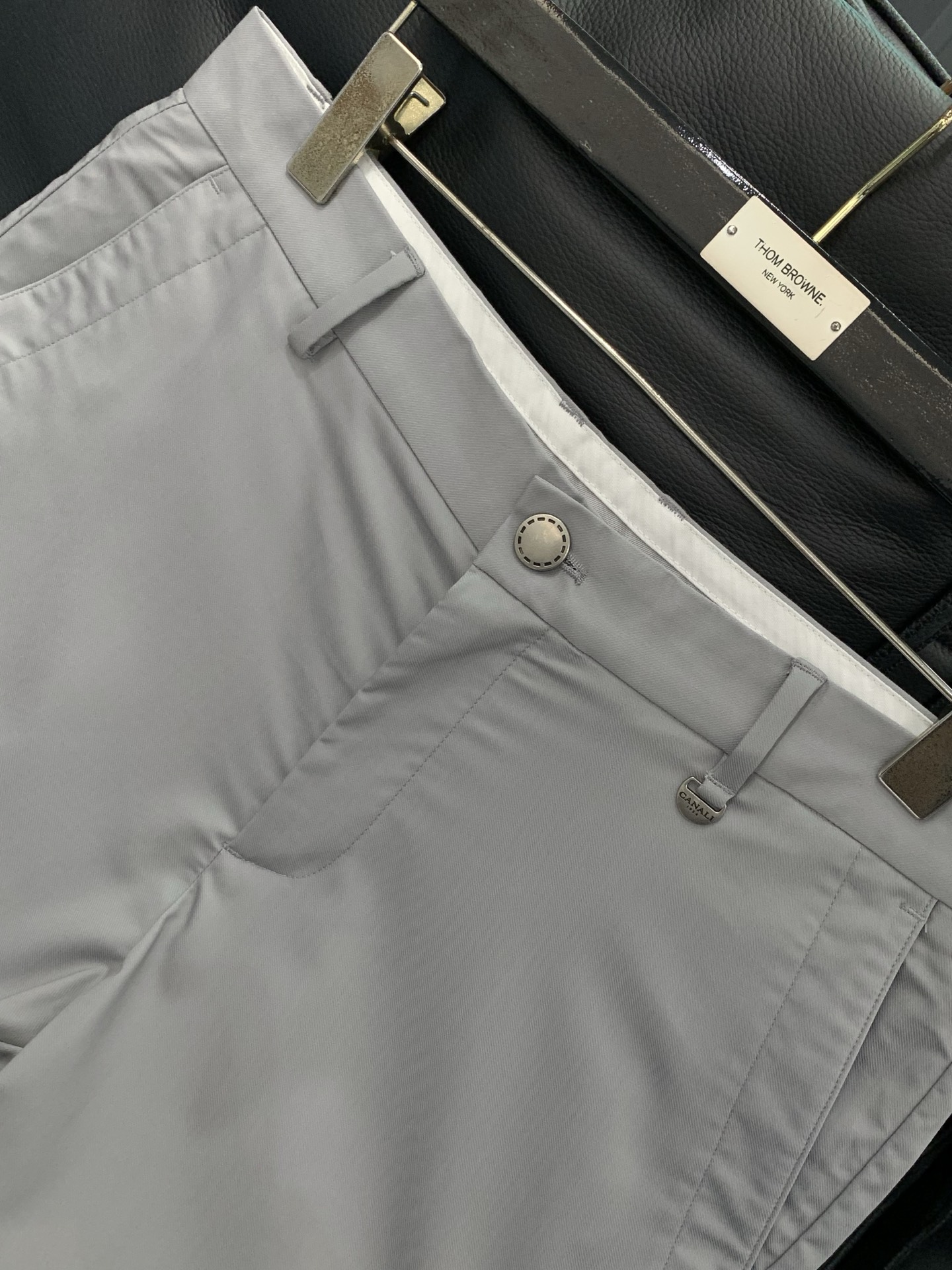 ，CANALI，2026春季最新品，专柜同步有售，原单狠货，时尚休闲西裤，进口原版面料，上身舒适透气，顶