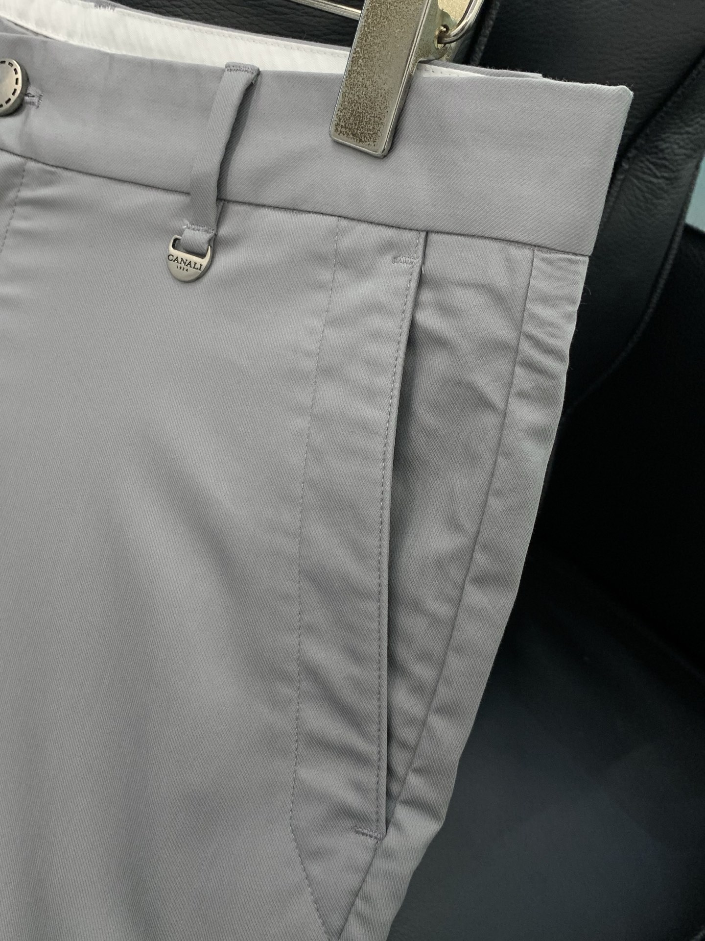 ，CANALI，2026春季最新品，专柜同步有售，原单狠货，时尚休闲西裤，进口原版面料，上身舒适透气，顶