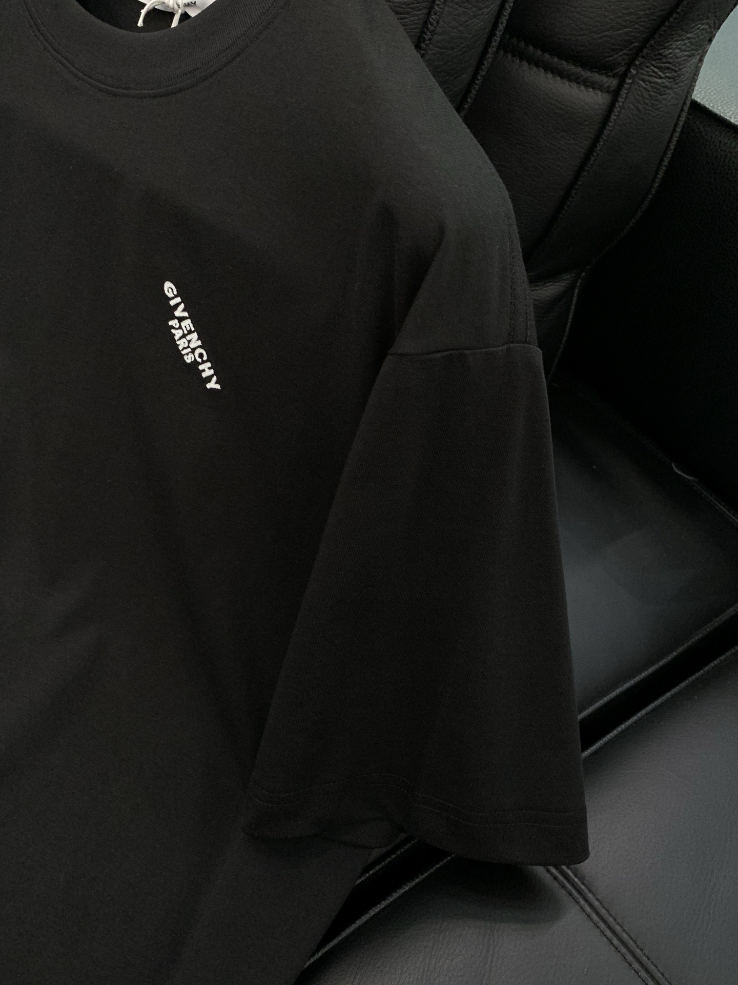 ，Givenchy 纪梵希，2026春夏最新品，专柜同步有售，原单狠货，时尚休闲圆领短袖T恤，进口原版面