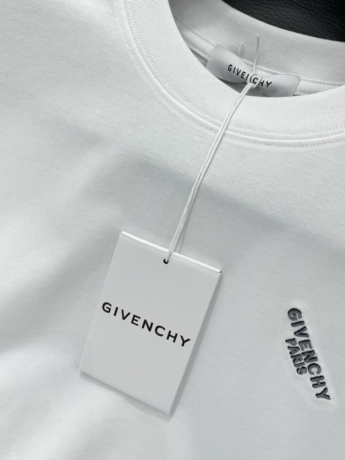 ，Givenchy 纪梵希，2026春夏最新品，专柜同步有售，原单狠货，时尚休闲圆领短袖T恤，进口原版面