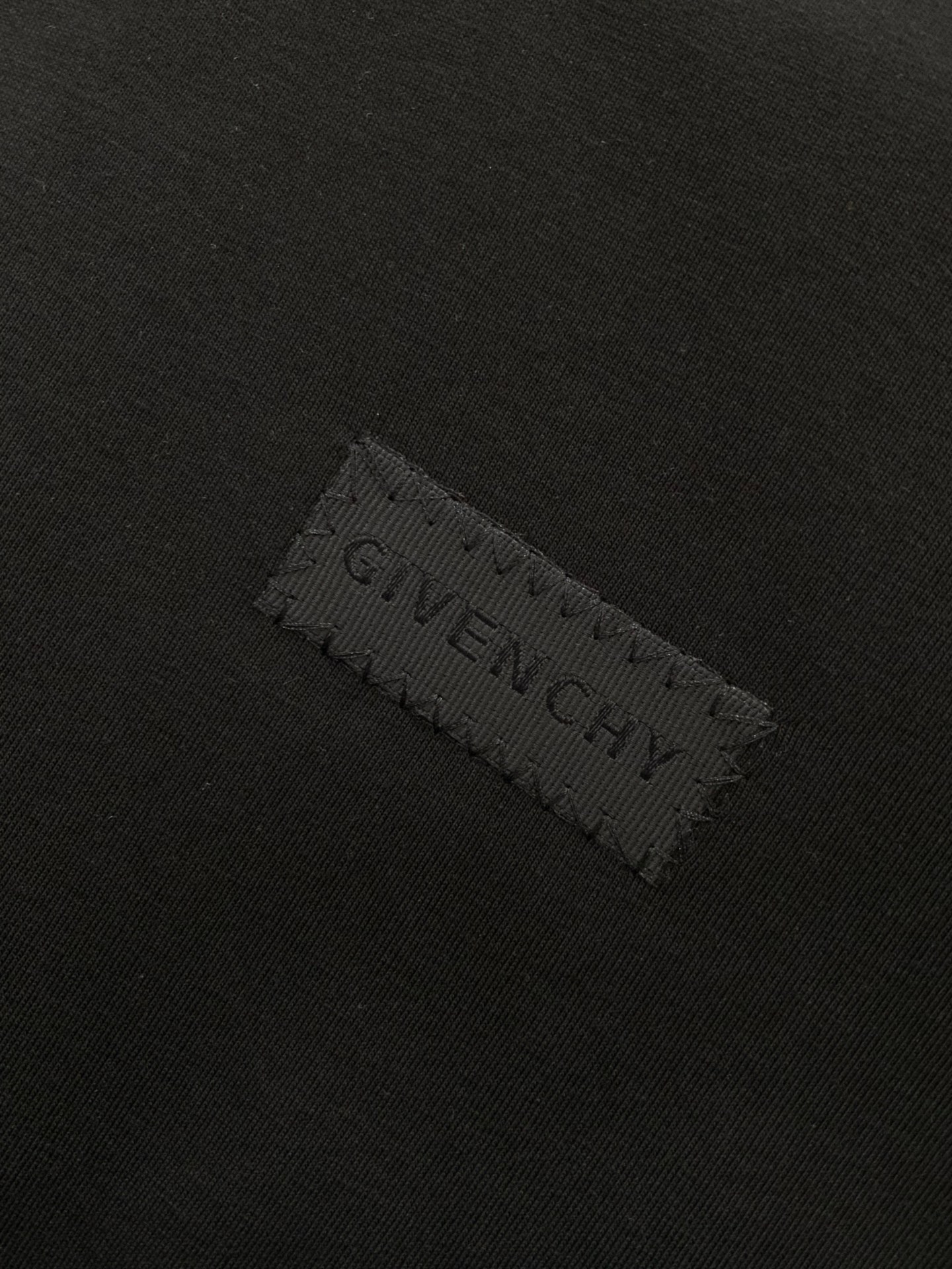 ，Givenchy 纪梵希，2026春夏最新品，专柜同步有售，原单狠货，时尚休闲圆领短袖T恤，进口原版面