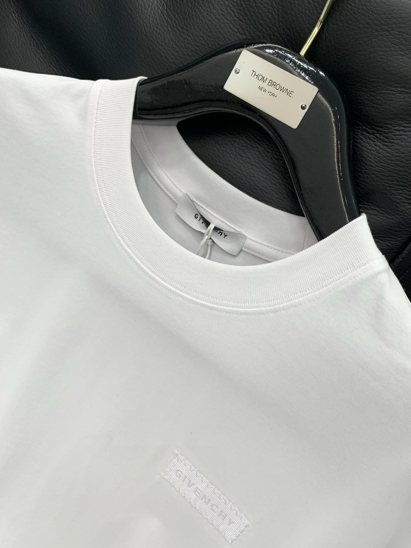 ，Givenchy 纪梵希，2026春夏最新品，专柜同步有售，原单狠货，时尚休闲圆领短袖T恤，进口原版面