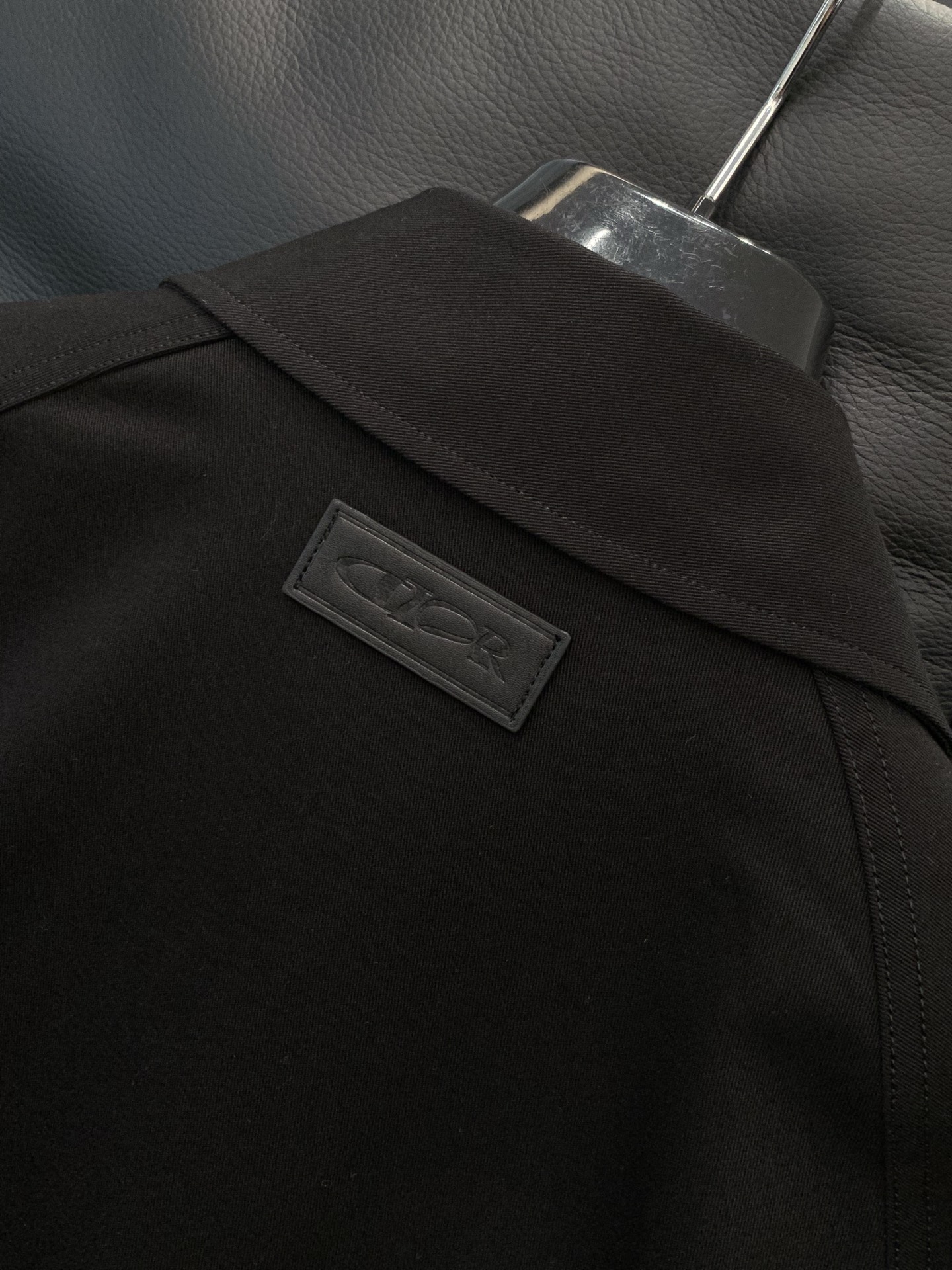 ，Dior 迪奥， 2026春季新品，专柜同步有售，简约时尚休闲翻领外套，原版进口面料，舒适透气，顶级刺