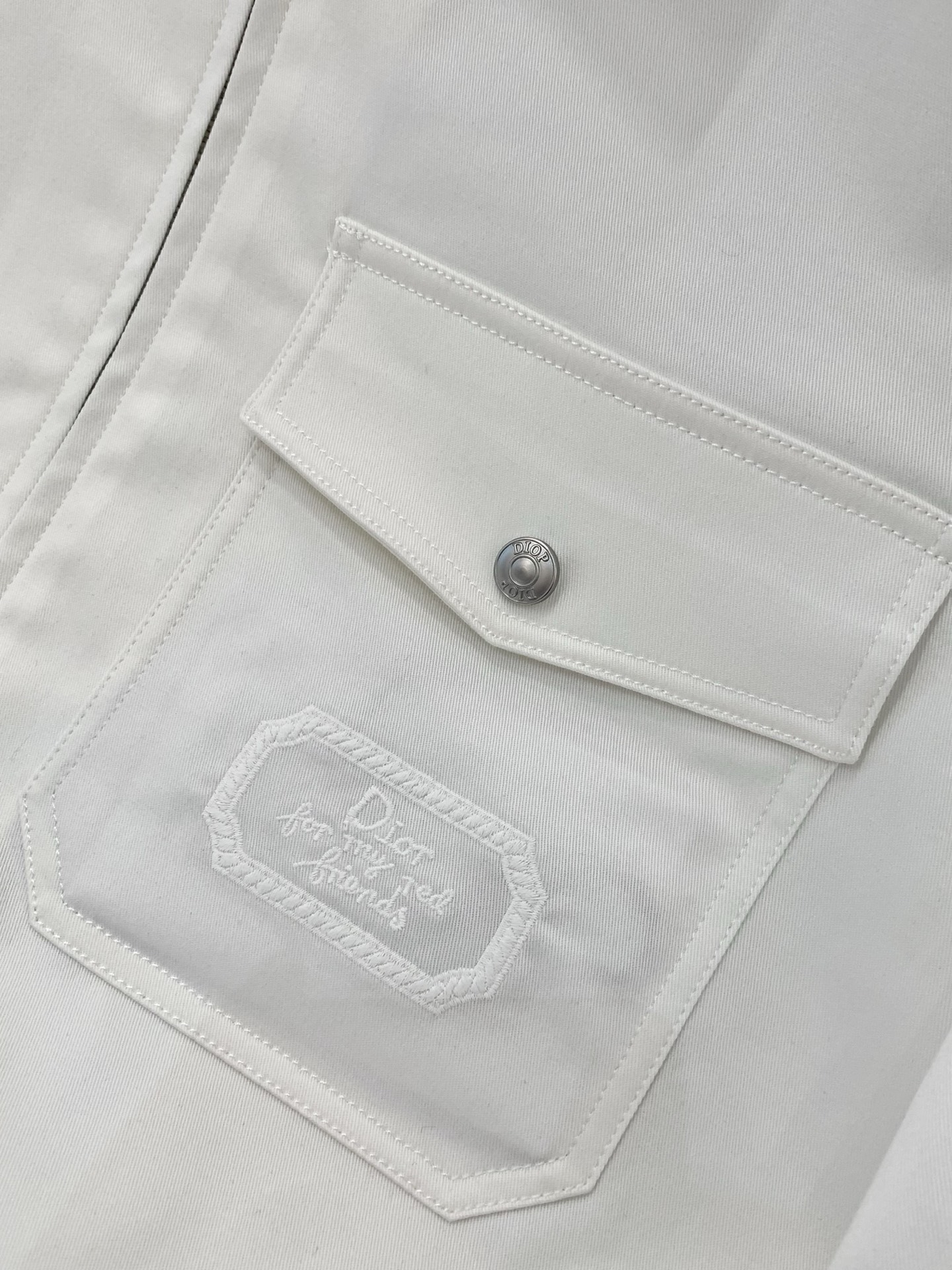 ，Dior 迪奥， 2026春季新品，专柜同步有售，简约时尚休闲翻领外套，原版进口面料，舒适透气，顶级刺