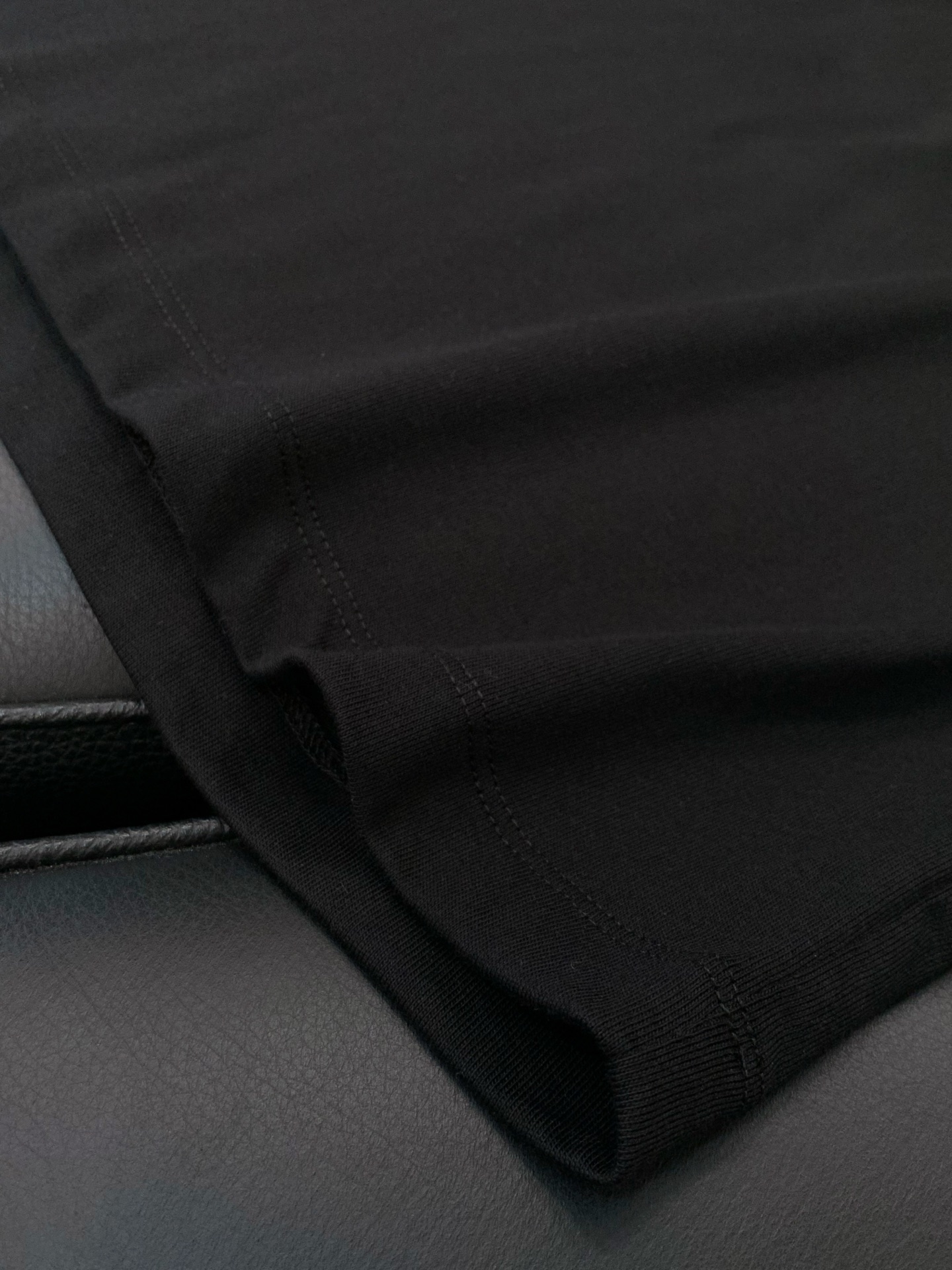 ，Dior 迪奥， 2026春夏新品，专柜同步有售，简约时尚休闲圆领短袖T恤，原版进口面料，舒适透气，顶