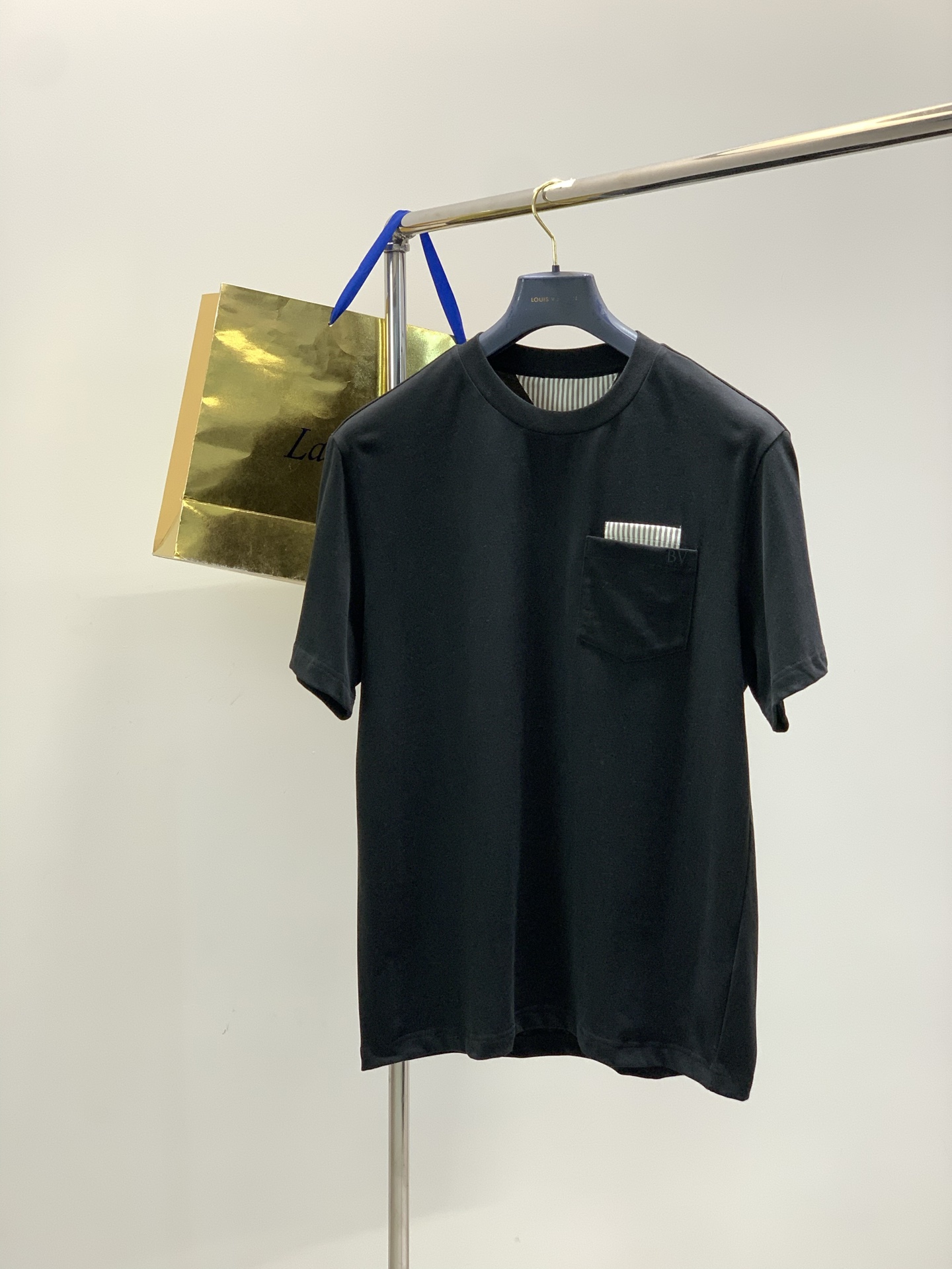 ，Bottega Veneta 葆蝶家，2026春夏新品，时尚休闲圆领短袖T恤，专柜同步有售，原单狠货，