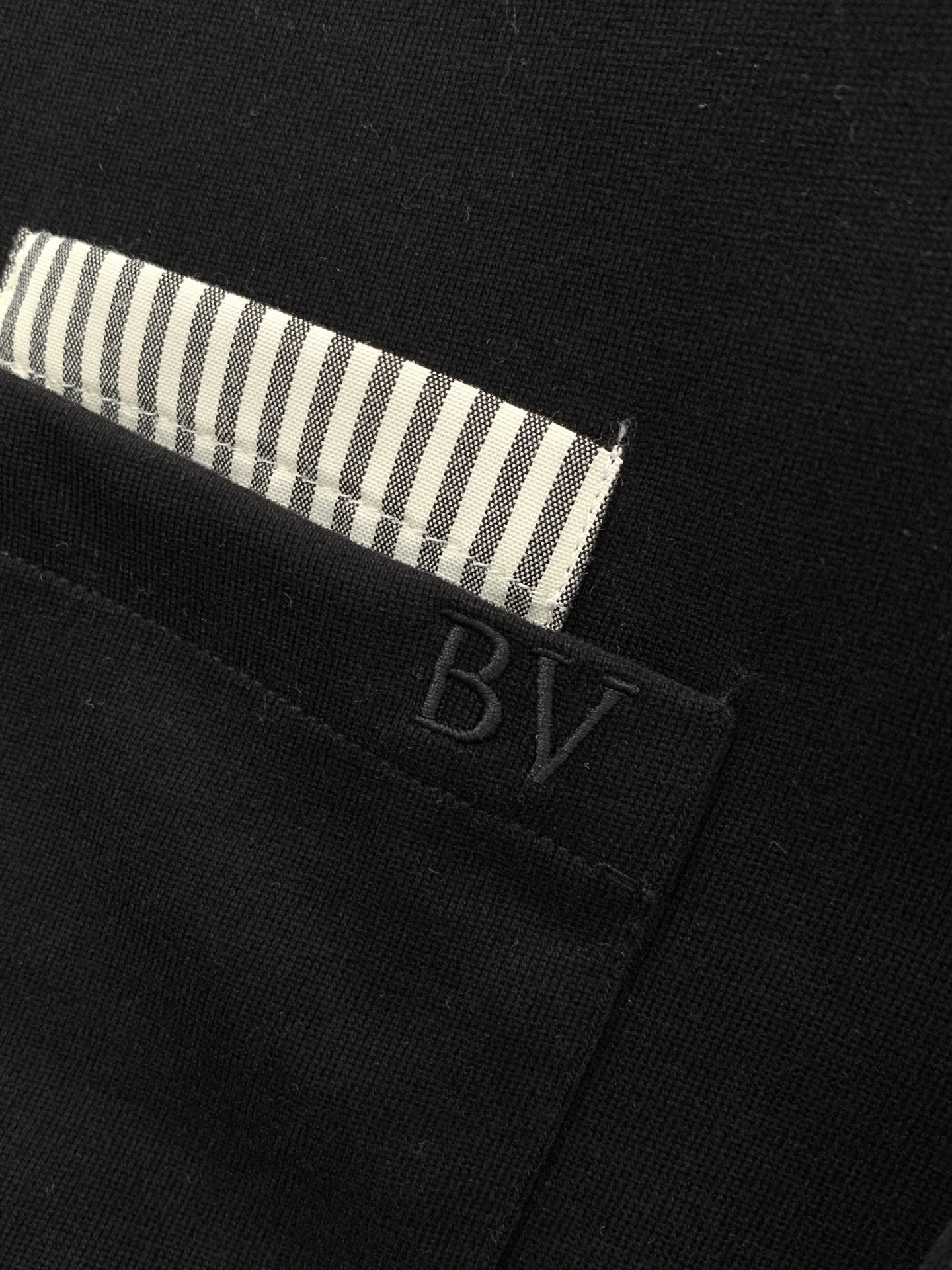 ，Bottega Veneta 葆蝶家，2026春夏新品，时尚休闲圆领短袖T恤，专柜同步有售，原单狠货，