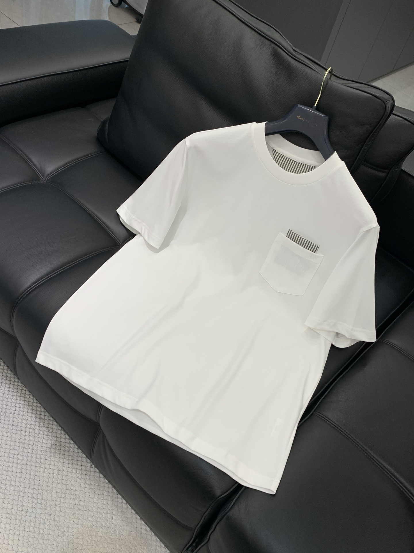 ，Bottega Veneta 葆蝶家，2026春夏新品，时尚休闲圆领短袖T恤，专柜同步有售，原单狠货，