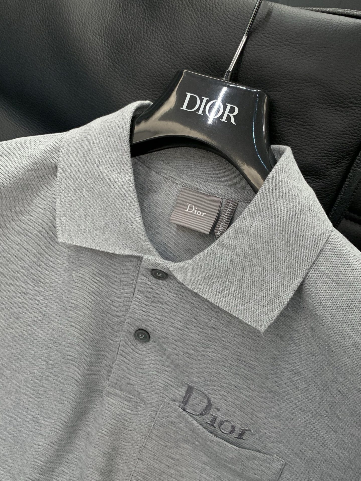 ，Dior 迪奥， 夏季新品，专柜同步有售，简约时尚休闲翻领短袖T恤，原版进口面料，舒适透气，顶级刺绣🪡