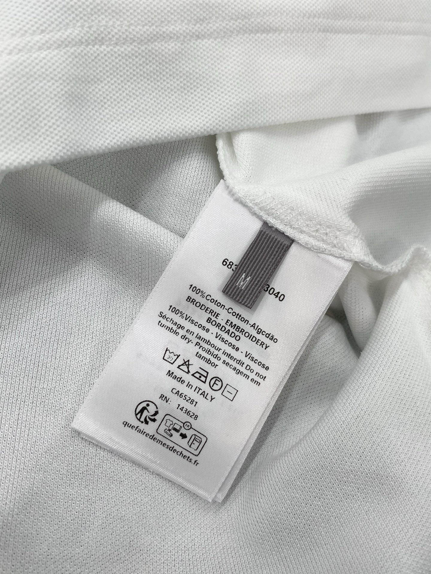 ，Dior 迪奥， 夏季新品，专柜同步有售，简约时尚休闲翻领短袖T恤，原版进口面料，舒适透气，顶级刺绣🪡