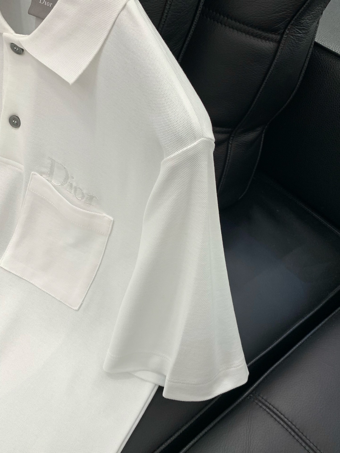 ，Dior 迪奥， 夏季新品，专柜同步有售，简约时尚休闲翻领短袖T恤，原版进口面料，舒适透气，顶级刺绣🪡