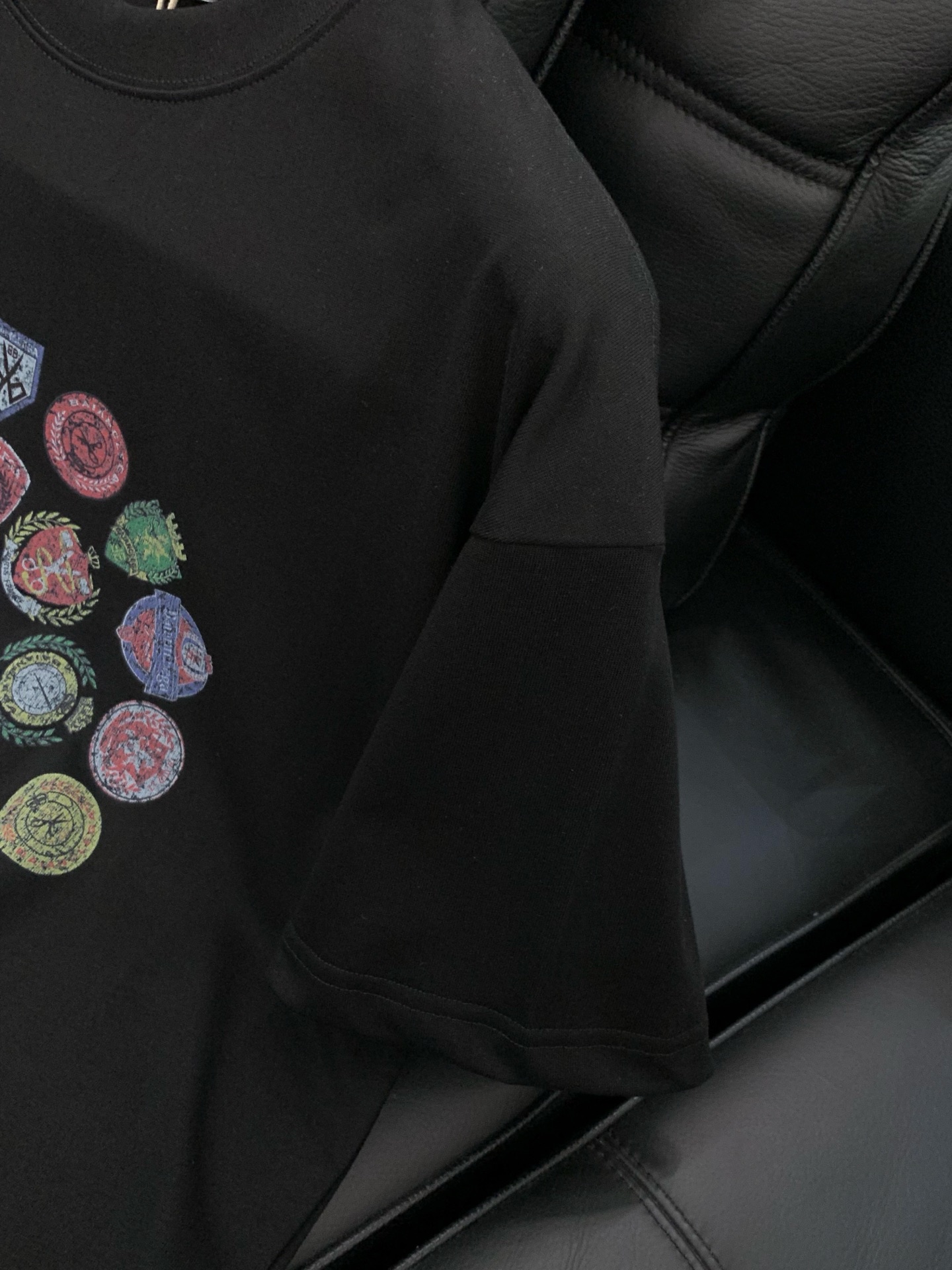 ，Balenciaga 巴黎世家，2026春夏最新款，专柜同步有售，原单狠货，爆款时尚休闲圆领短袖T恤，