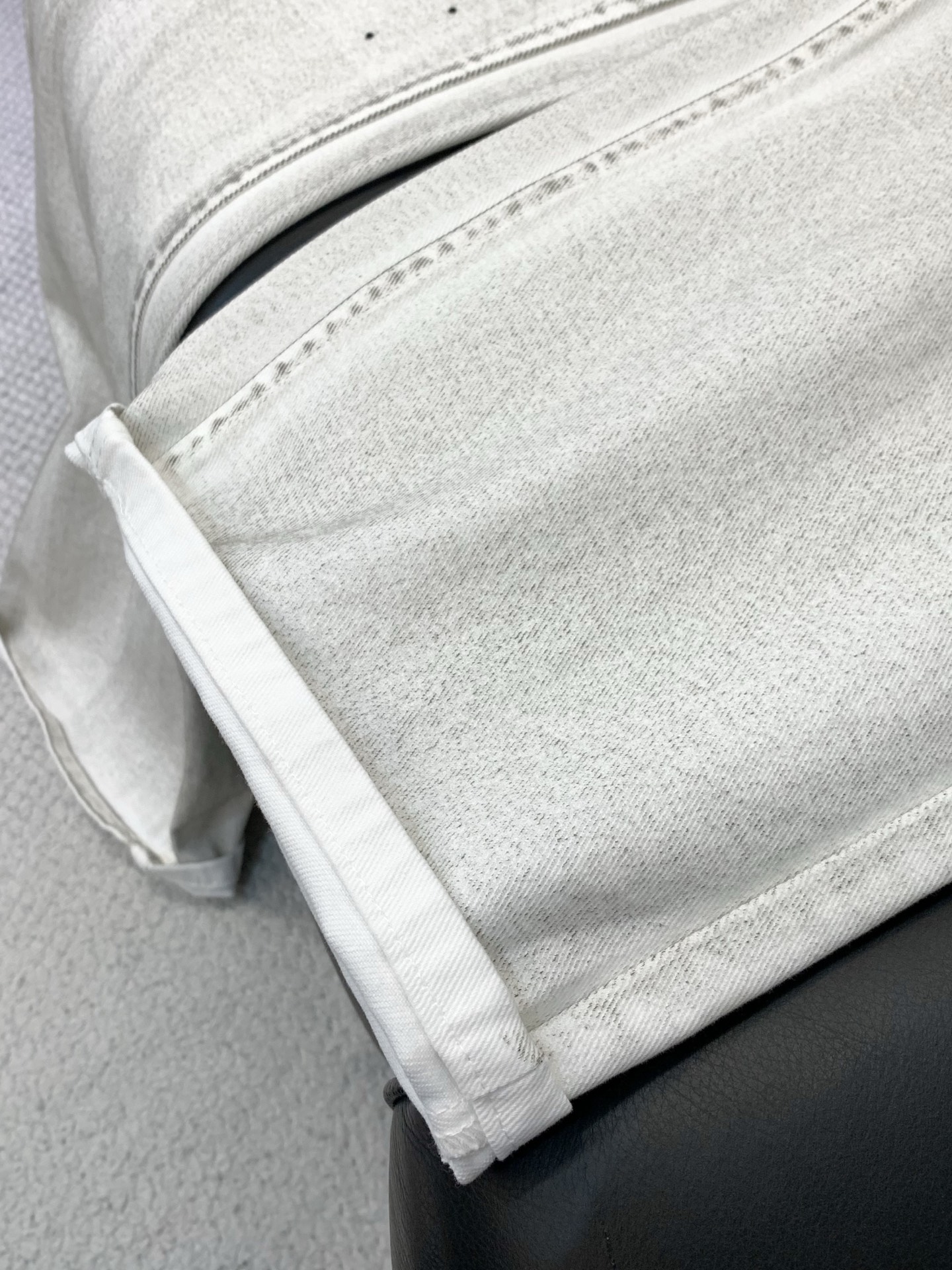 ，Chrome Hearts 克罗心，2026春季新品，专柜同步有售，原单狠货，时尚休闲水洗牛仔裤，采用