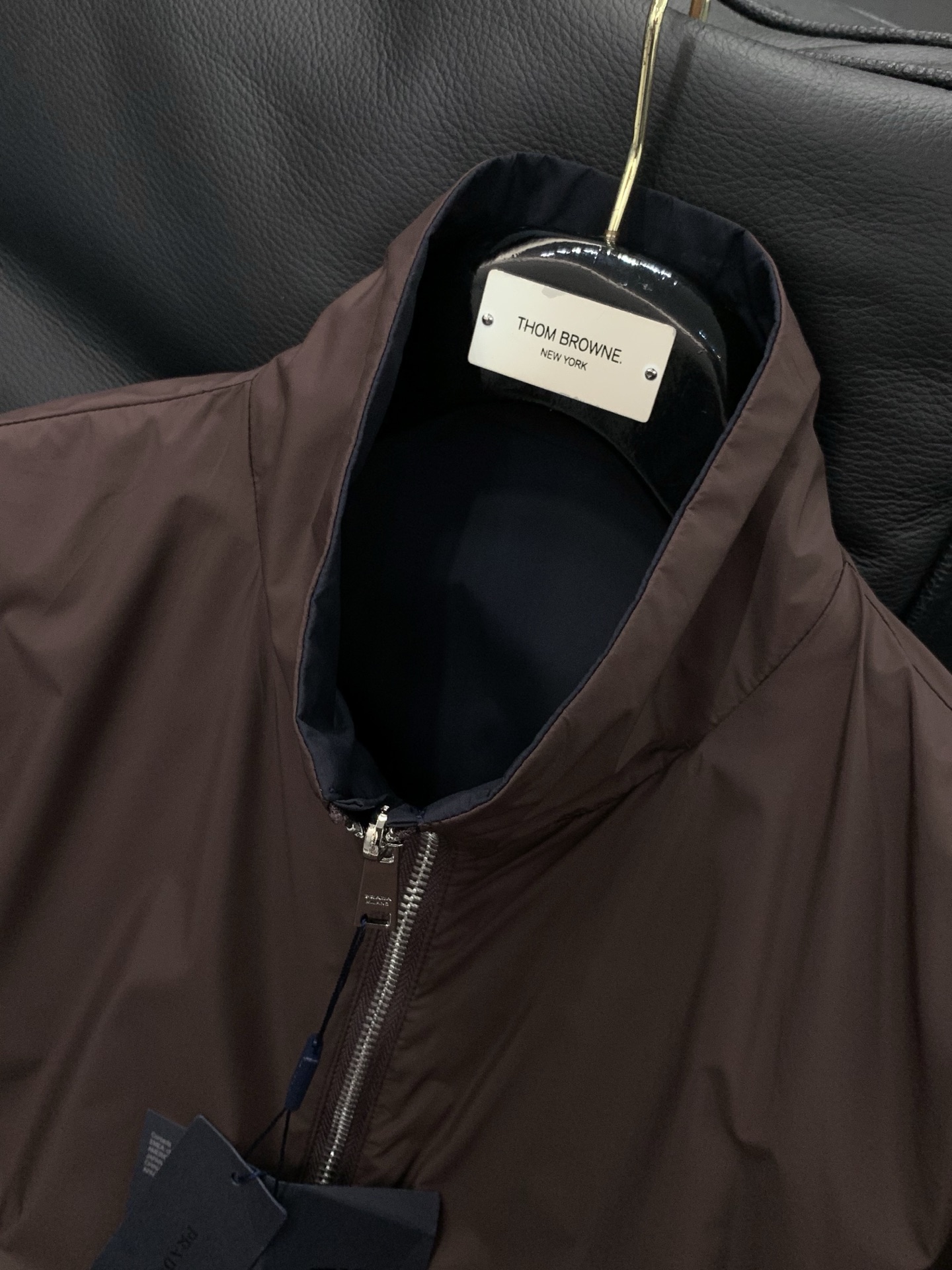 ，PRADA 普拉达，2026春季最新品，专柜同步有售，时尚休闲两面穿夹克外套，进口原版面料，做工极为复