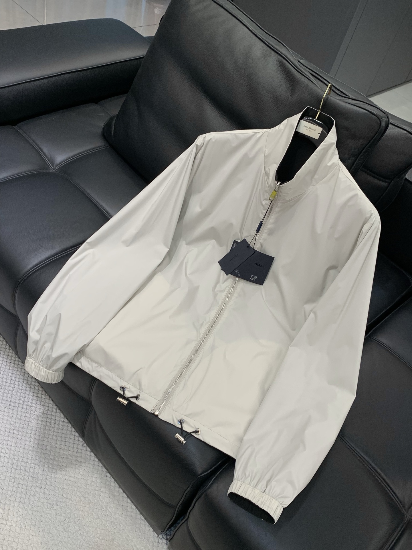 ，PRADA 普拉达，2026春季最新品，专柜同步有售，时尚休闲两面穿夹克外套，进口原版面料，做工极为复