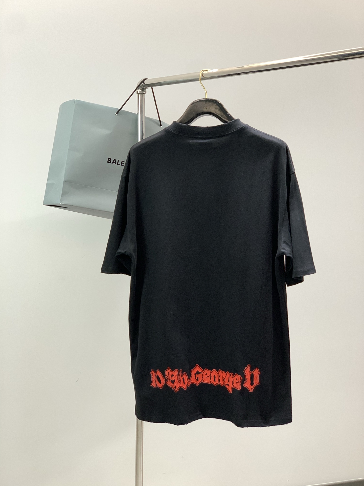 ，Balenciaga 巴黎世家，2026春夏最新款，专柜同步有售，原单狠货，爆款时尚休闲圆领短袖T恤，