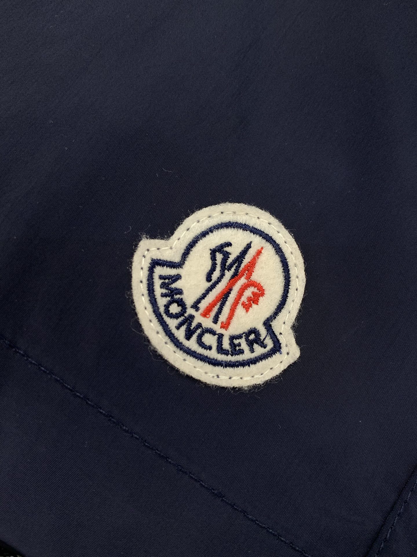 ，Moncler 蒙口，2026夏季最新品，专柜同步有售，原单狠货，时尚休闲短裤，采用进口原版面料，顶级