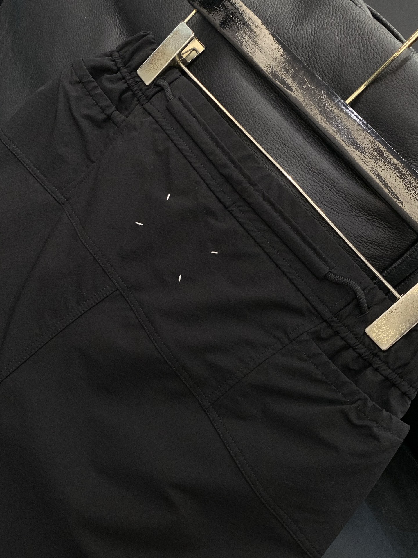 ，Maison Margiela马吉拉，春季最新品，时尚休闲裤，专柜同步有售，原单狠货，采用进口原版面料