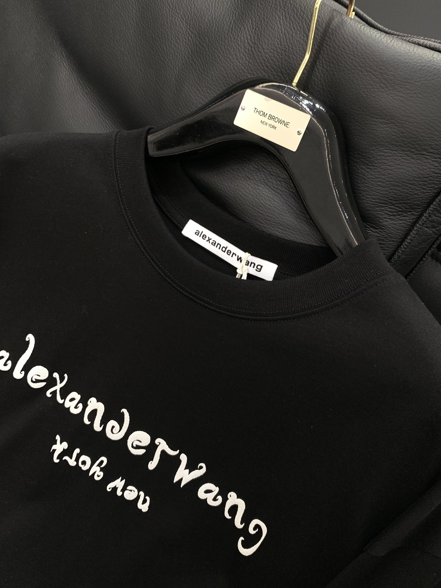 ，Alexander Wang 亚历山大·王，2026春夏新品，时尚休闲圆领短袖T恤，专柜同步有售，顶级