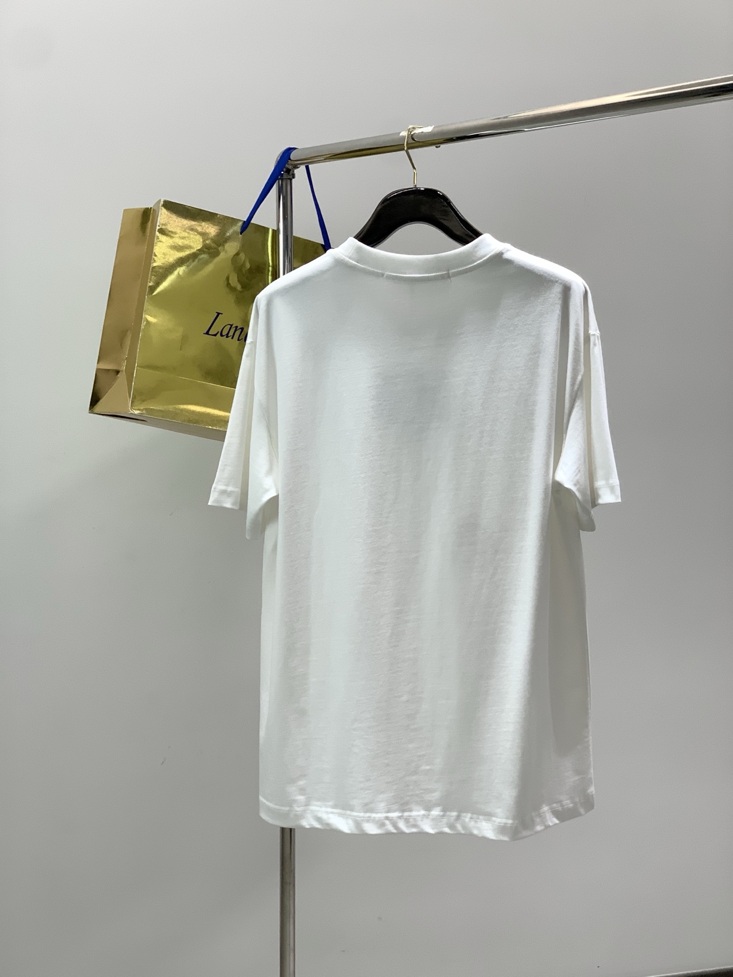 ，Alexander Wang 亚历山大·王，2026春夏新品，时尚休闲圆领短袖T恤，专柜同步有售，顶级