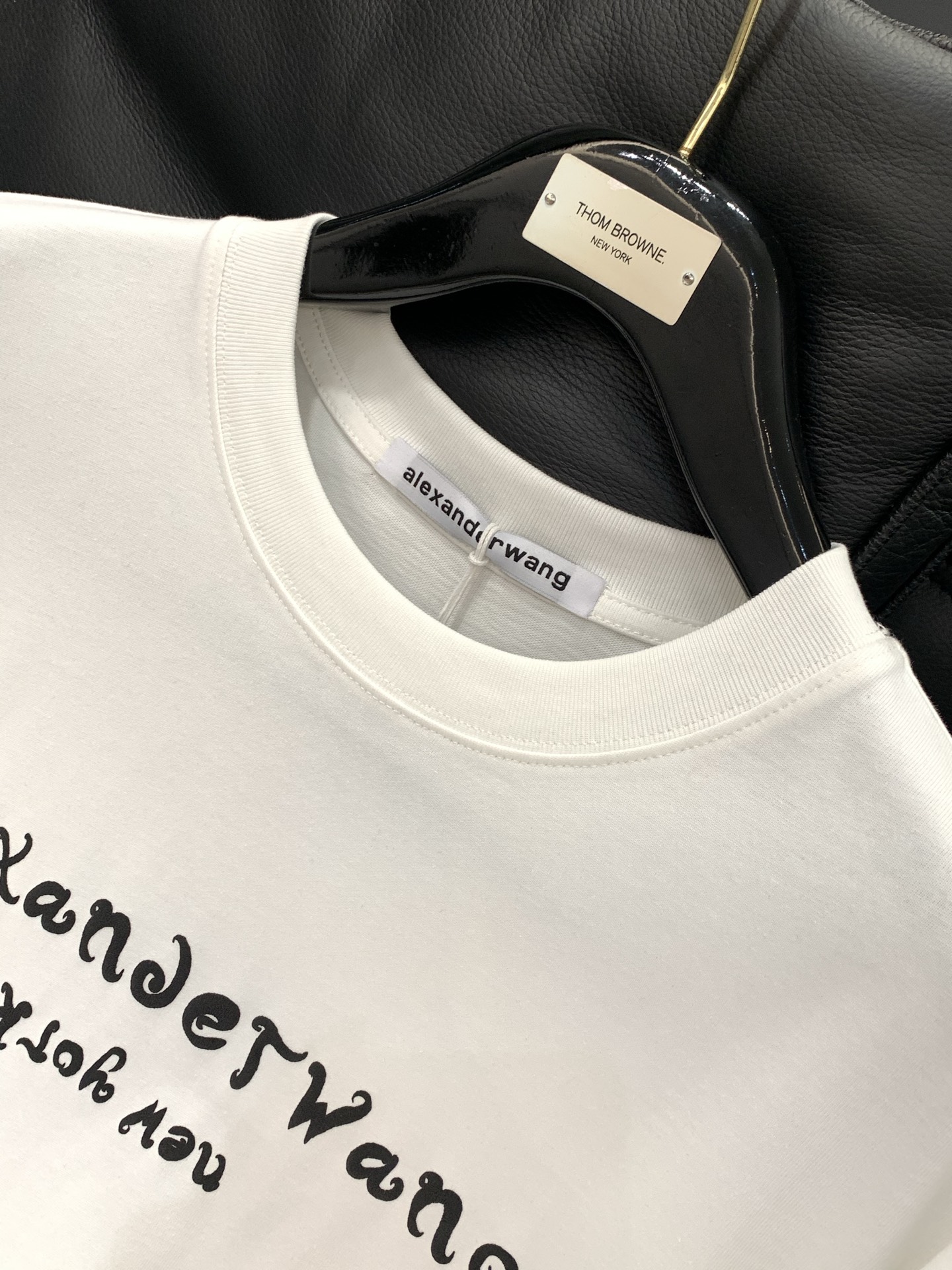 ，Alexander Wang 亚历山大·王，2026春夏新品，时尚休闲圆领短袖T恤，专柜同步有售，顶级