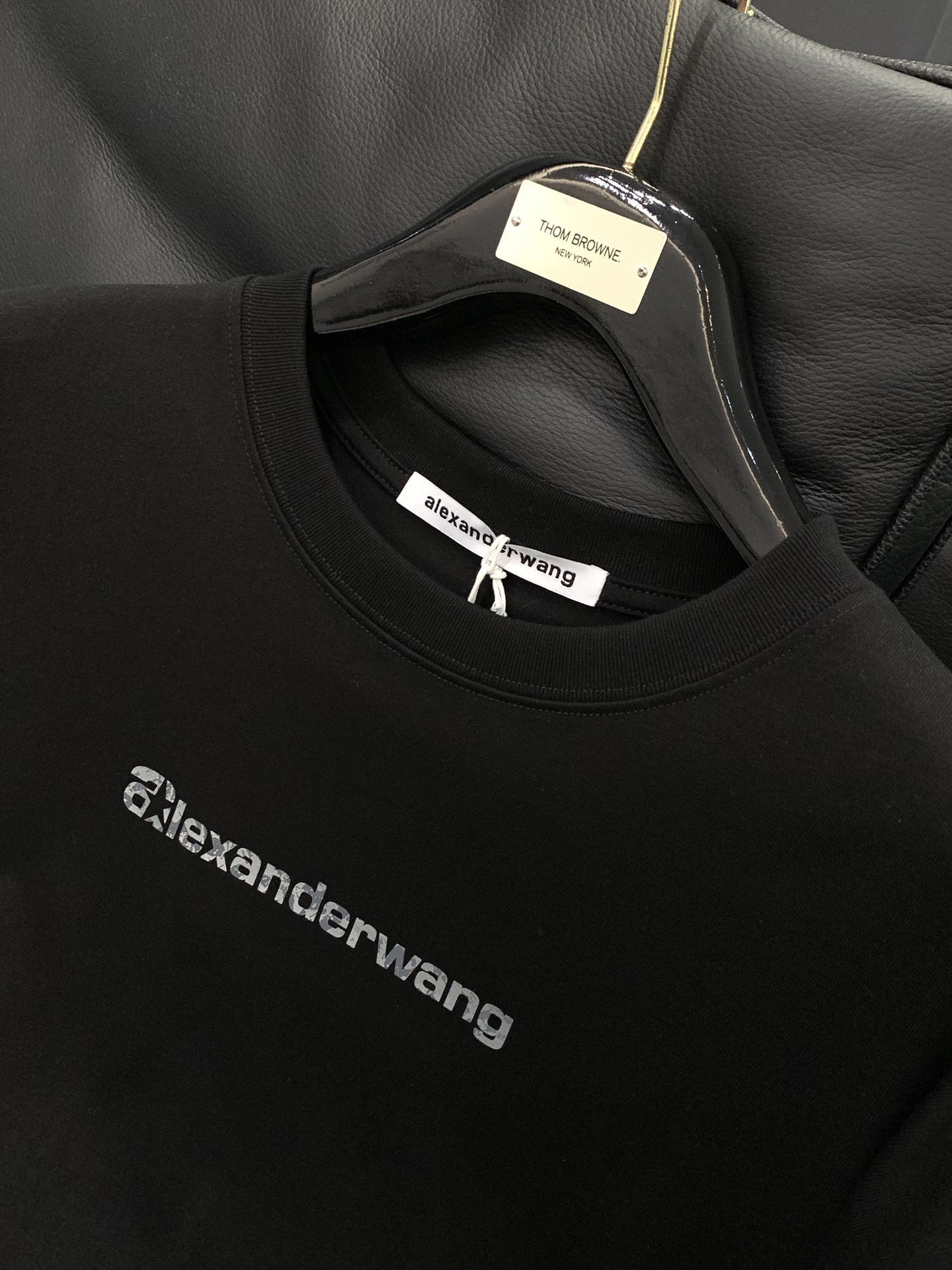 ，Alexander Wang 亚历山大·王，2026春夏新品，时尚休闲圆领短袖T恤，专柜同步有售，顶级