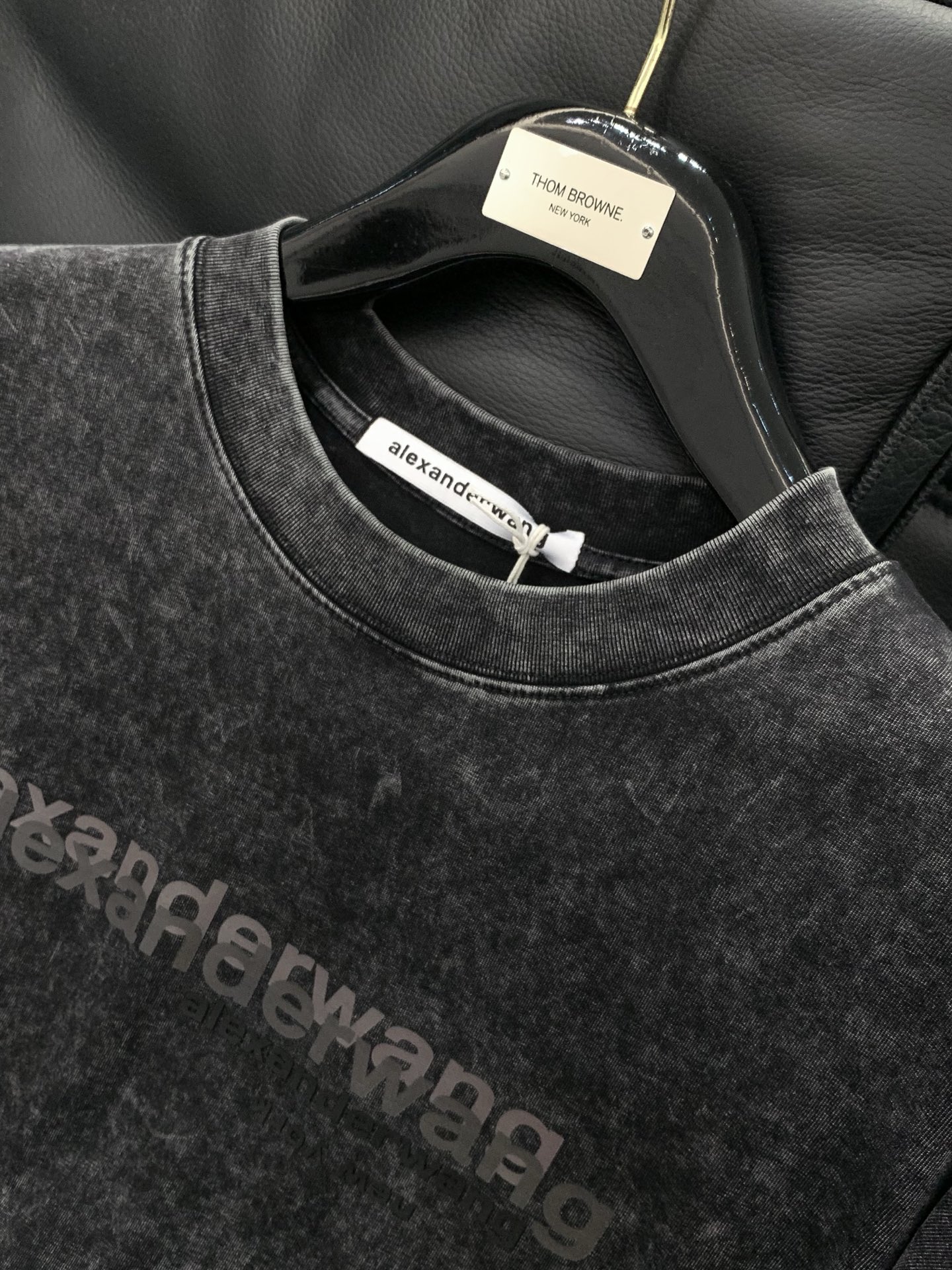 ，Alexander Wang 亚历山大·王，2026春夏新品，时尚休闲圆领短袖T恤，专柜同步有售，顶级