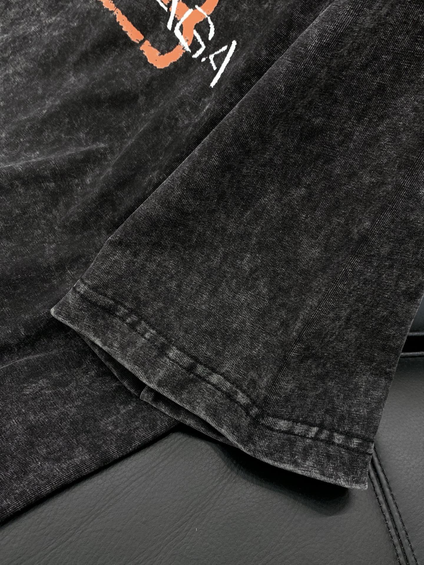 ，Balenciaga 巴黎世家，2026春夏最新款，专柜同步有售，原单狠货，爆款时尚休闲圆领短袖T恤，