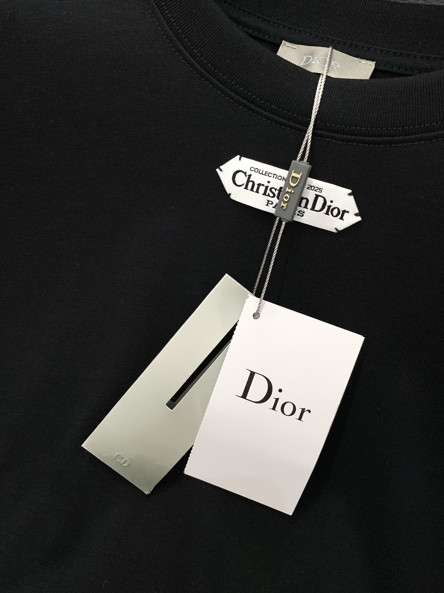 ，Dior 迪奥， 2026春夏新品，专柜同步有售，简约时尚休闲圆领短袖T恤，原版进口面料，舒适透气，顶