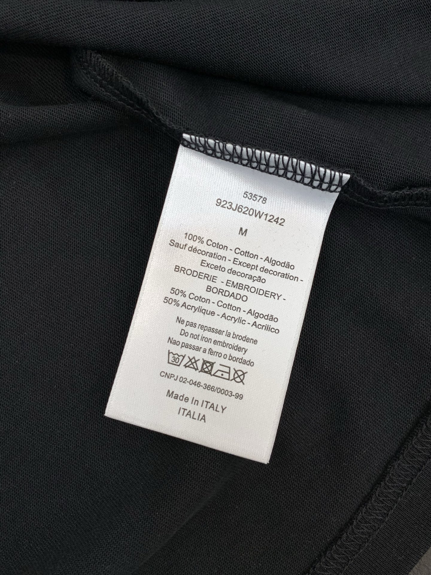 ，Dior 迪奥， 2026春夏新品，专柜同步有售，简约时尚休闲圆领短袖T恤，原版进口面料，舒适透气，顶