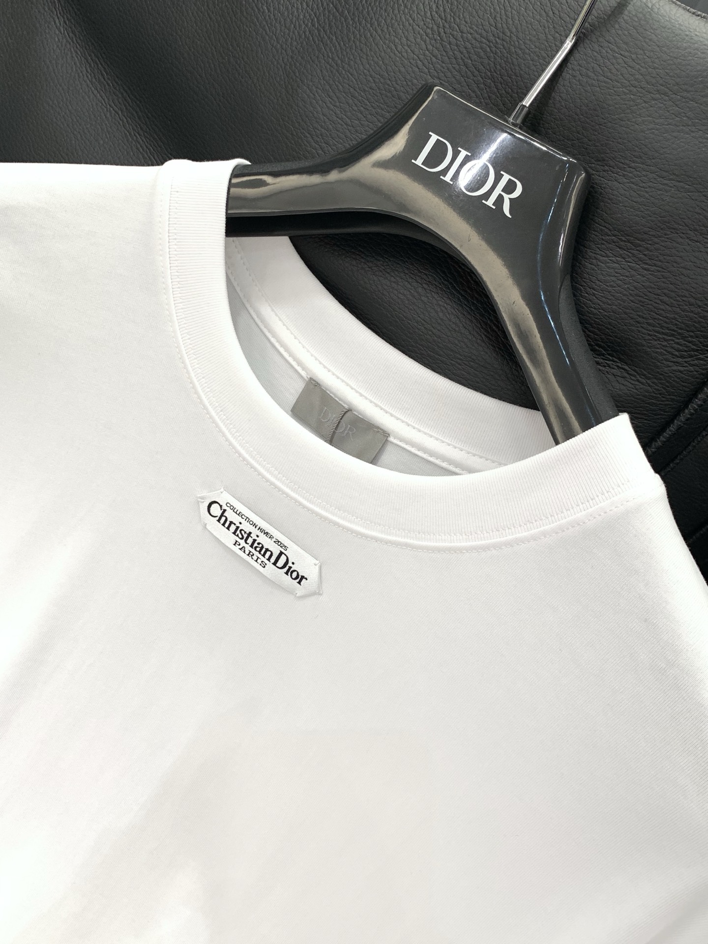 ，Dior 迪奥， 2026春夏新品，专柜同步有售，简约时尚休闲圆领短袖T恤，原版进口面料，舒适透气，顶