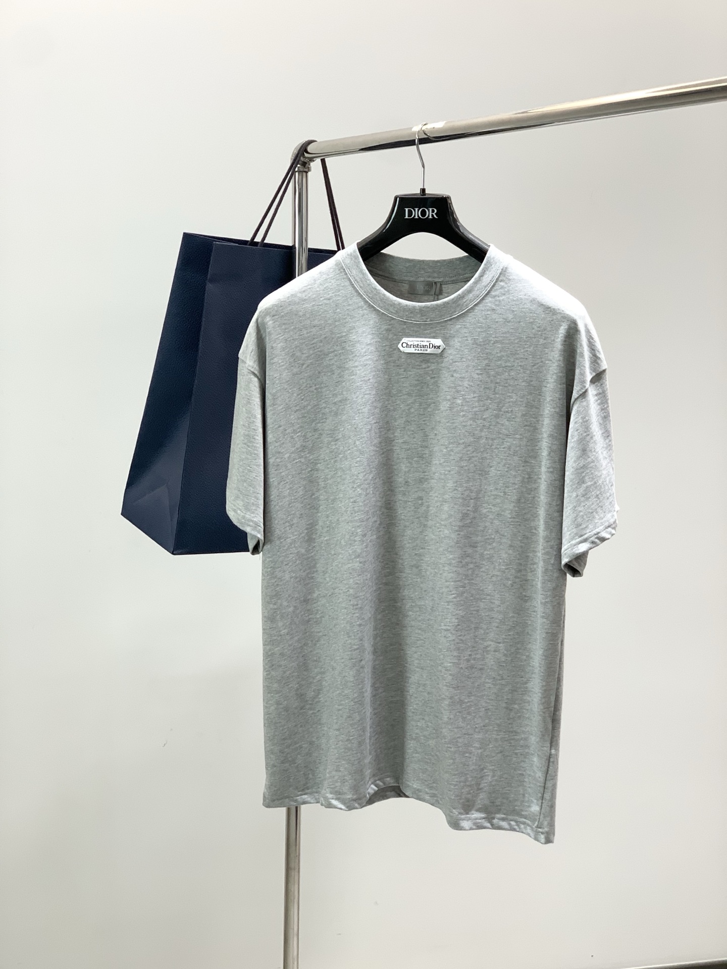 ，Dior 迪奥， 2026春夏新品，专柜同步有售，简约时尚休闲圆领短袖T恤，原版进口面料，舒适透气，顶