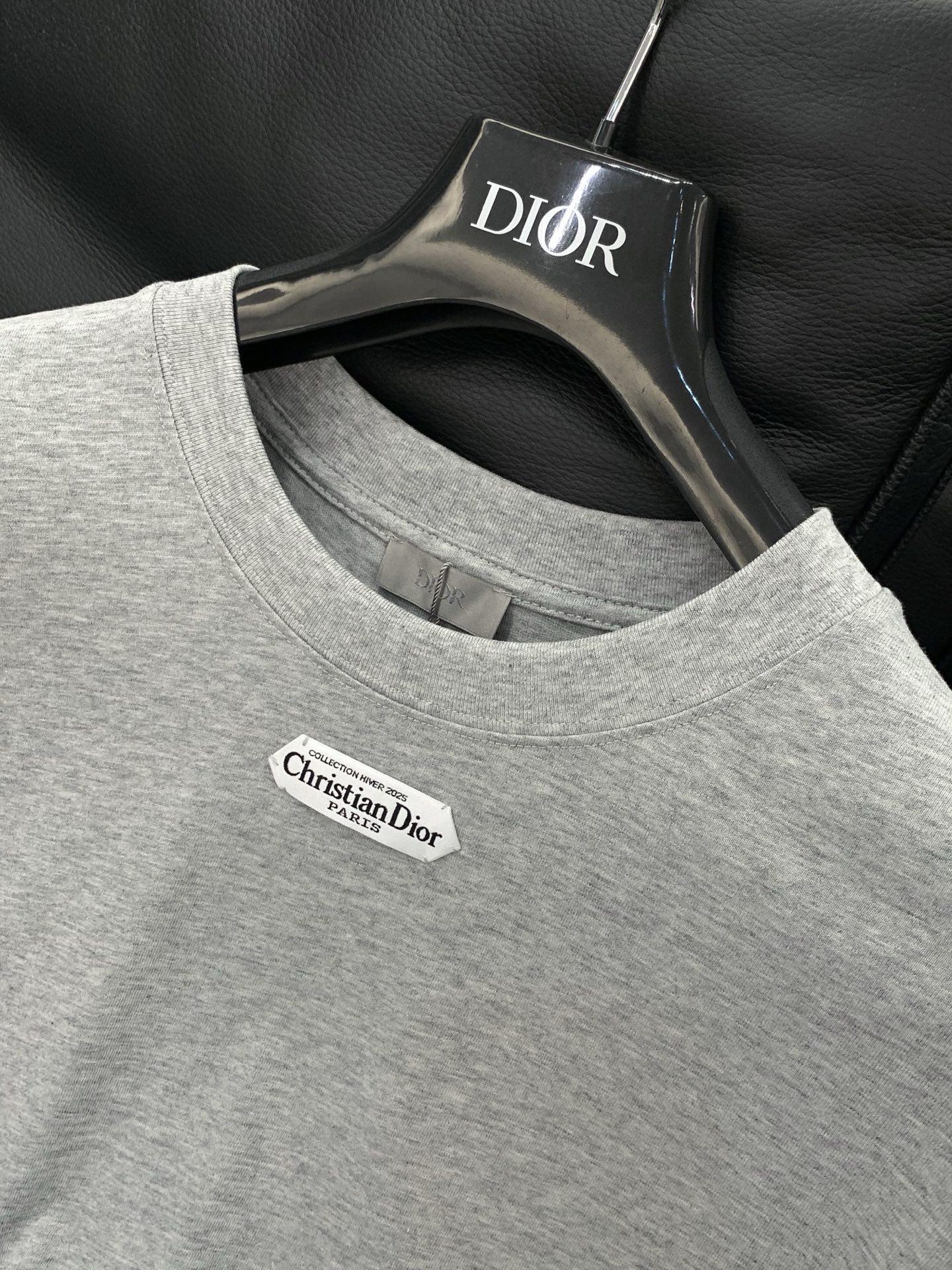 ，Dior 迪奥， 2026春夏新品，专柜同步有售，简约时尚休闲圆领短袖T恤，原版进口面料，舒适透气，顶