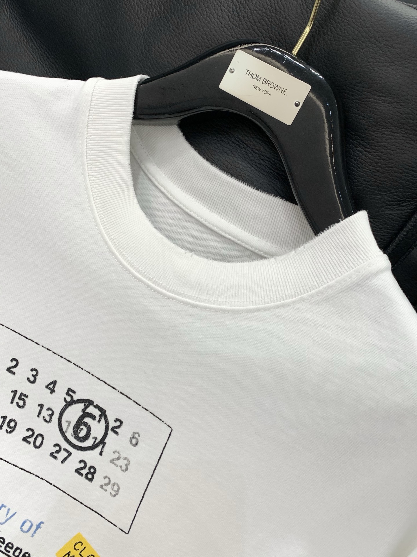 ，Maison Margiela马吉拉，春夏最新品，专柜同步有售，原单狠货，时尚休闲圆领短袖T恤，上身舒