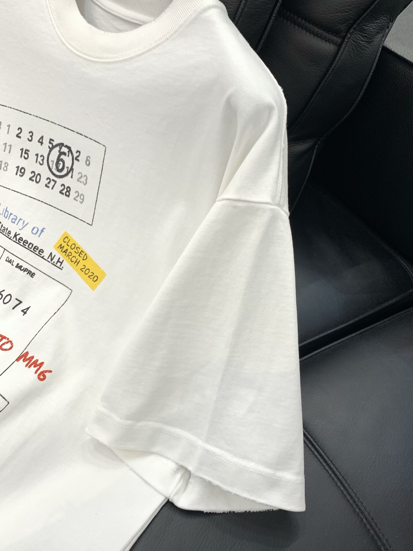 ，Maison Margiela马吉拉，春夏最新品，专柜同步有售，原单狠货，时尚休闲圆领短袖T恤，上身舒