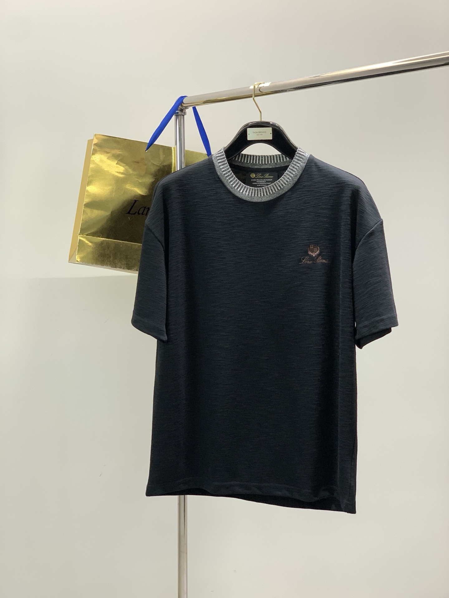 ，loro Piana(loro Piana )，2026春夏最新品，专柜同步有售，原单狠货，时尚休闲圆