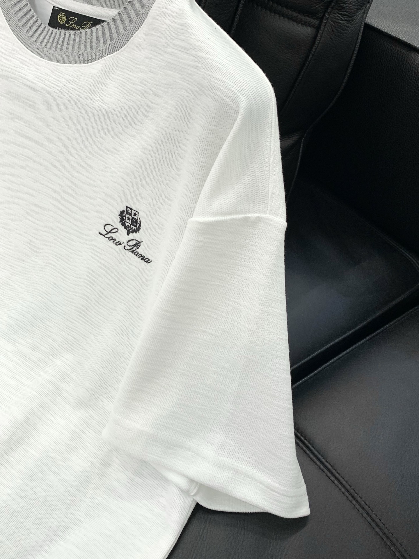 ，loro Piana(loro Piana )，2026春夏最新品，专柜同步有售，原单狠货，时尚休闲圆