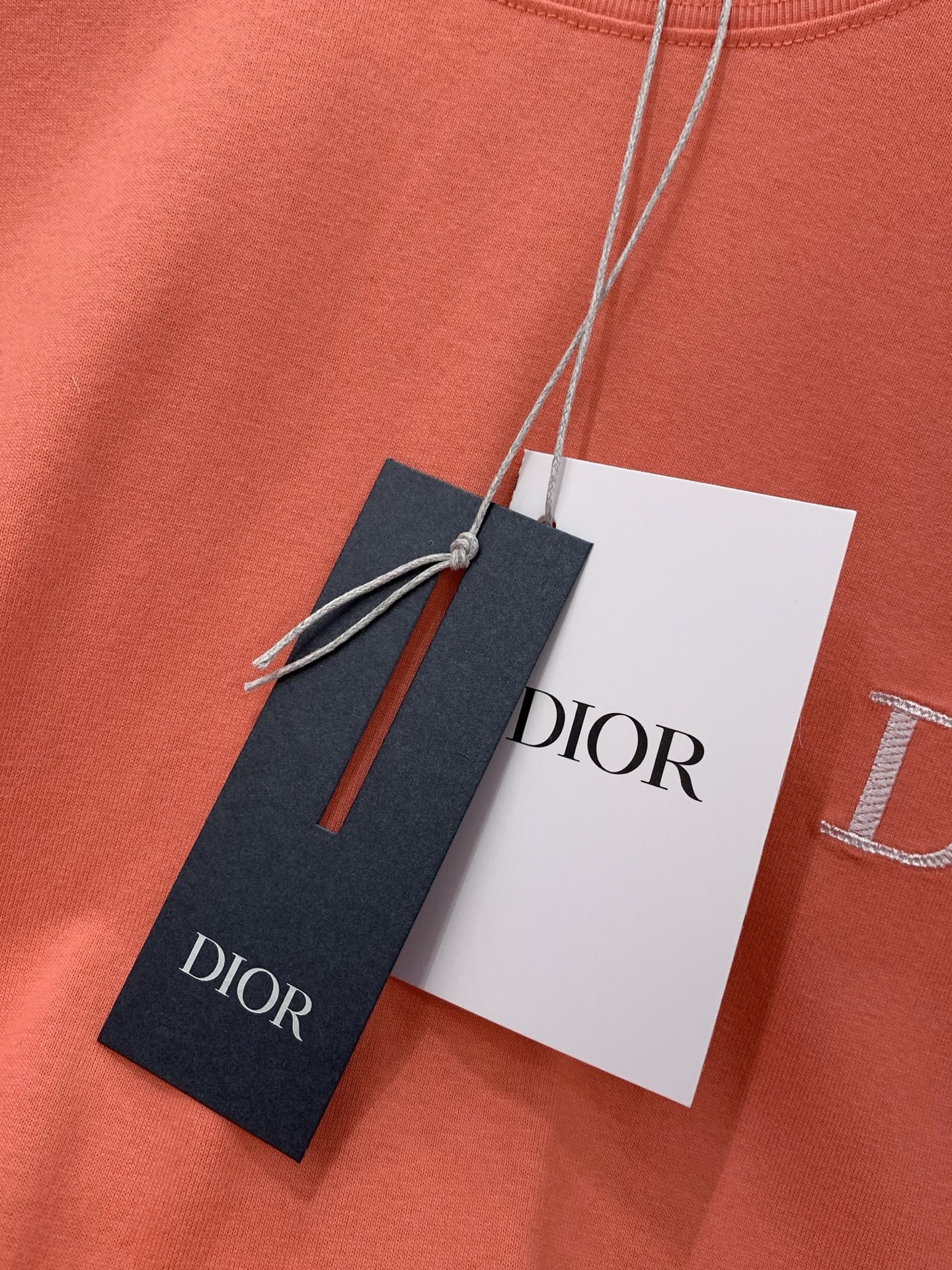 ，Dior 迪奥， 2026夏季新品，专柜同步有售，简约时尚休闲圆领短袖T恤，原版进口面料，舒适透气，顶