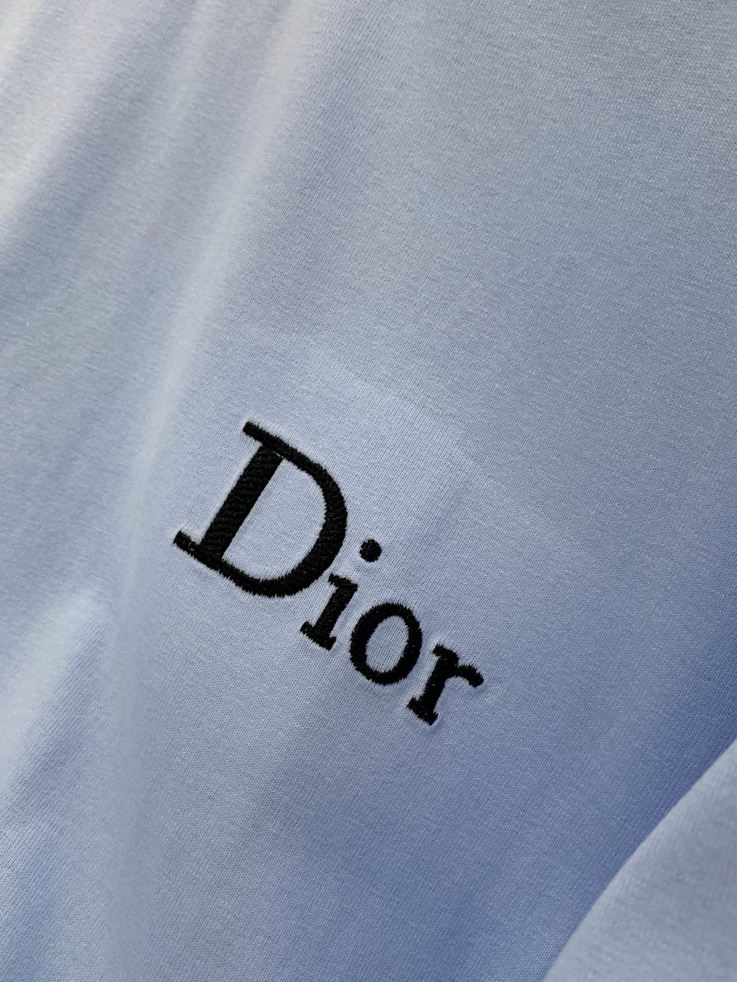 ，Dior 迪奥， 2026夏季新品，专柜同步有售，简约时尚休闲圆领短袖T恤，原版进口面料，舒适透气，顶
