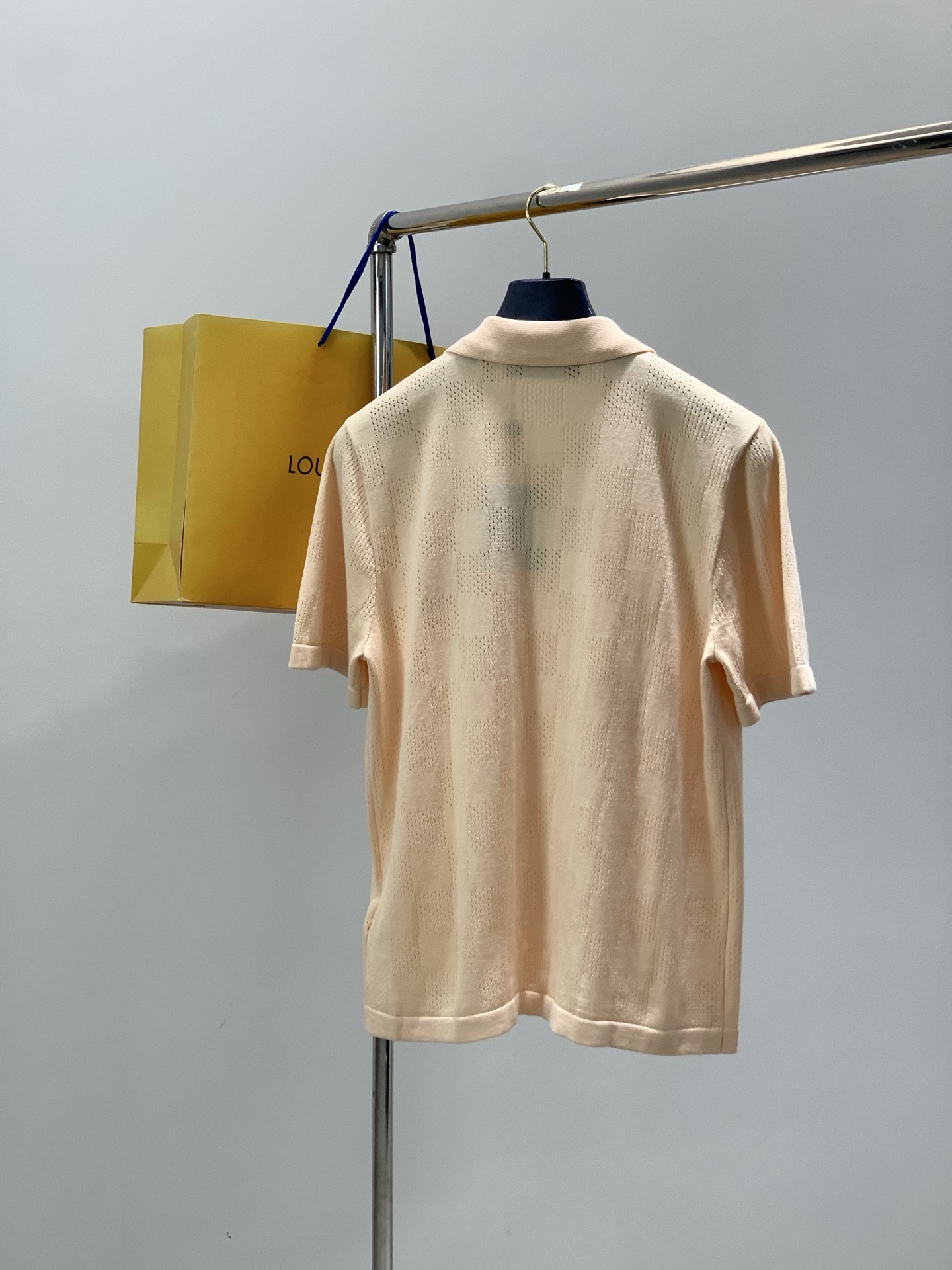 ，LouisVuitton 路易威登，2026春季最新款，专柜同步有售，原单狠货，时尚休闲针织开衫短袖，