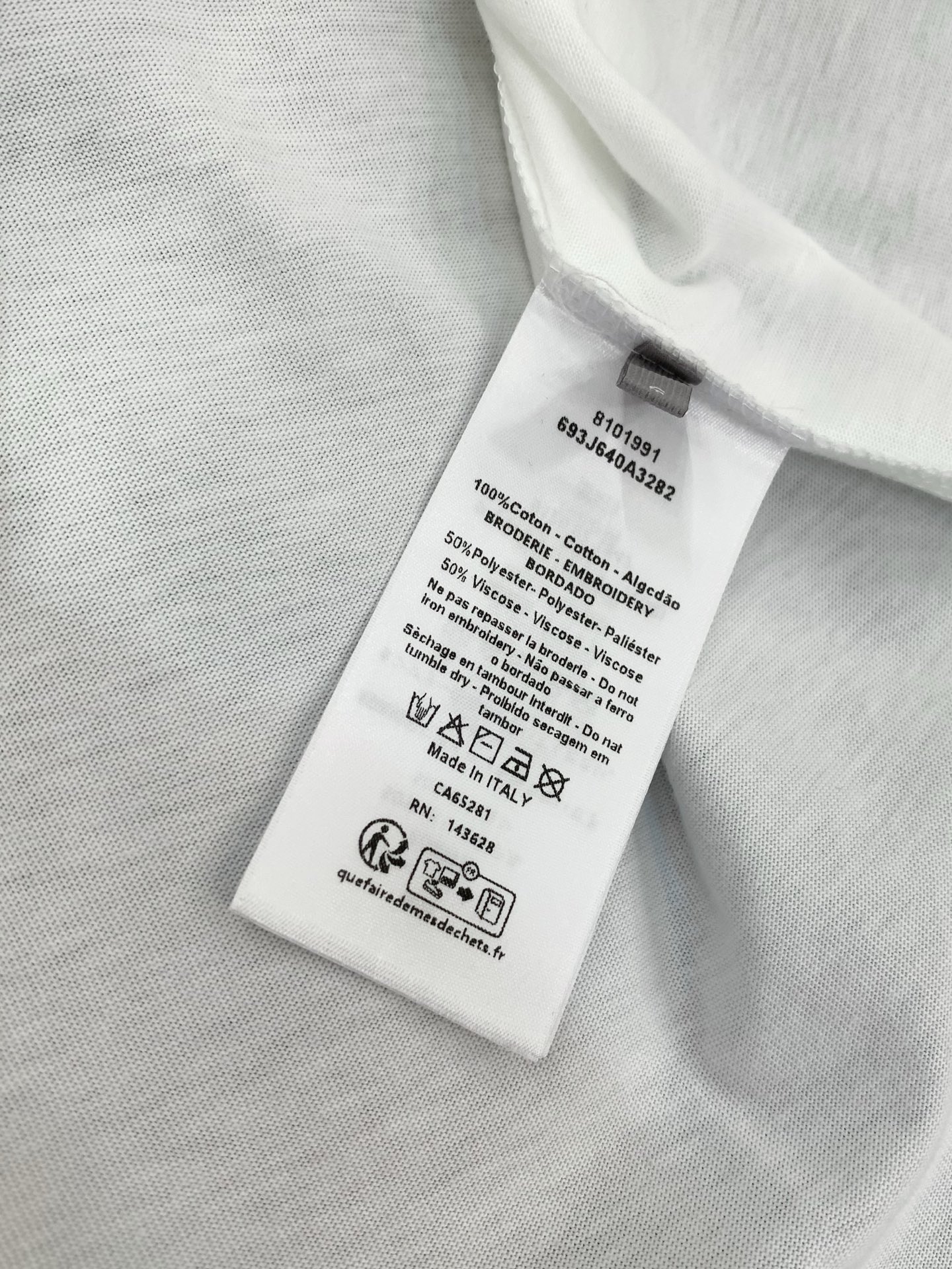 ，Dior 迪奥， 2026夏季新品，专柜同步有售，简约时尚休闲圆领短袖T恤，原版进口面料，舒适透气，顶