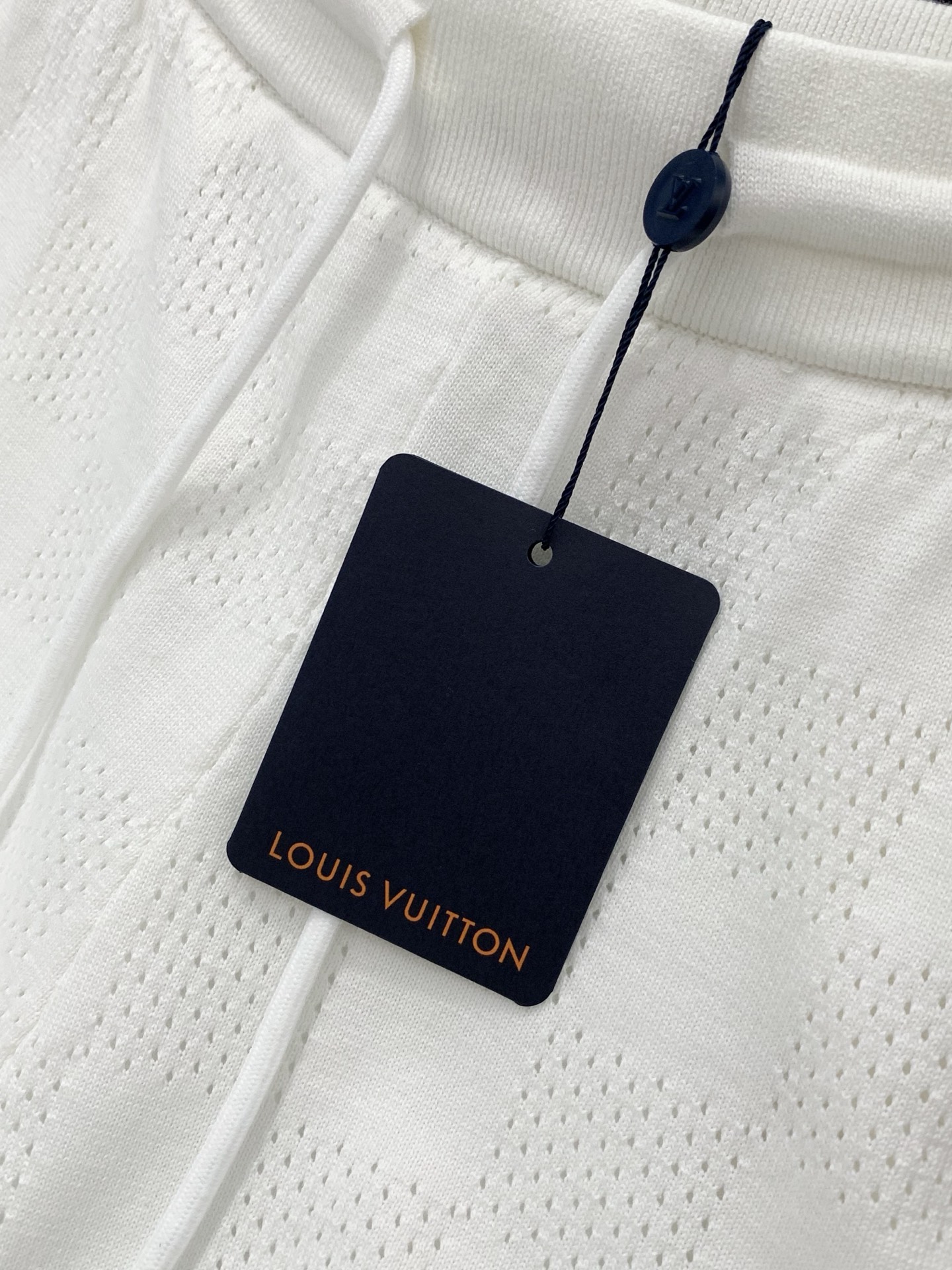 ，LouisVuitton 路易威登，2026春夏最新款，专柜同步有售，原单狠货，时尚休闲针织短裤，上身