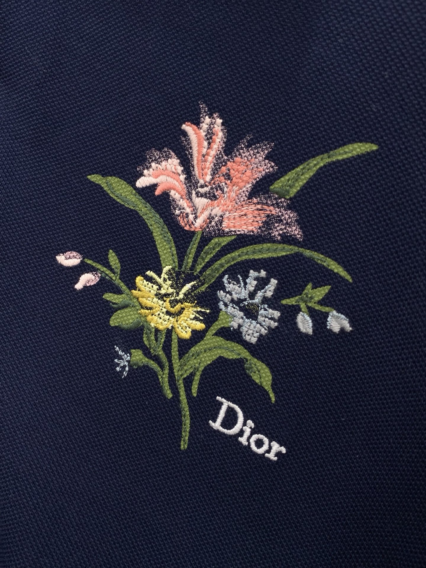 ，Dior 迪奥， 2026夏季新品，专柜同步有售，简约时尚休闲翻领短袖T恤，原版进口面料，舒适透气，顶
