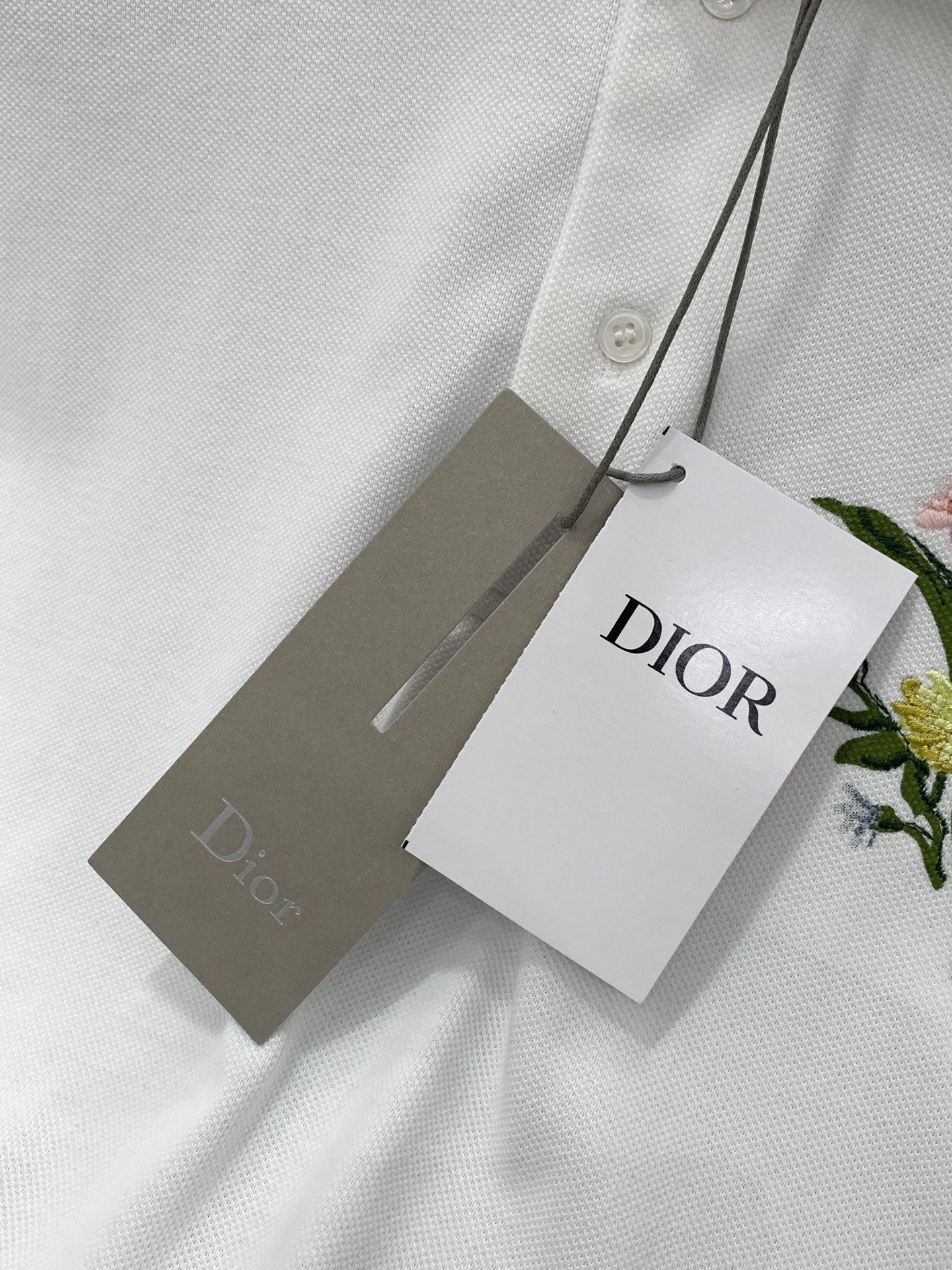 ，Dior 迪奥， 2026夏季新品，专柜同步有售，简约时尚休闲翻领短袖T恤，原版进口面料，舒适透气，顶