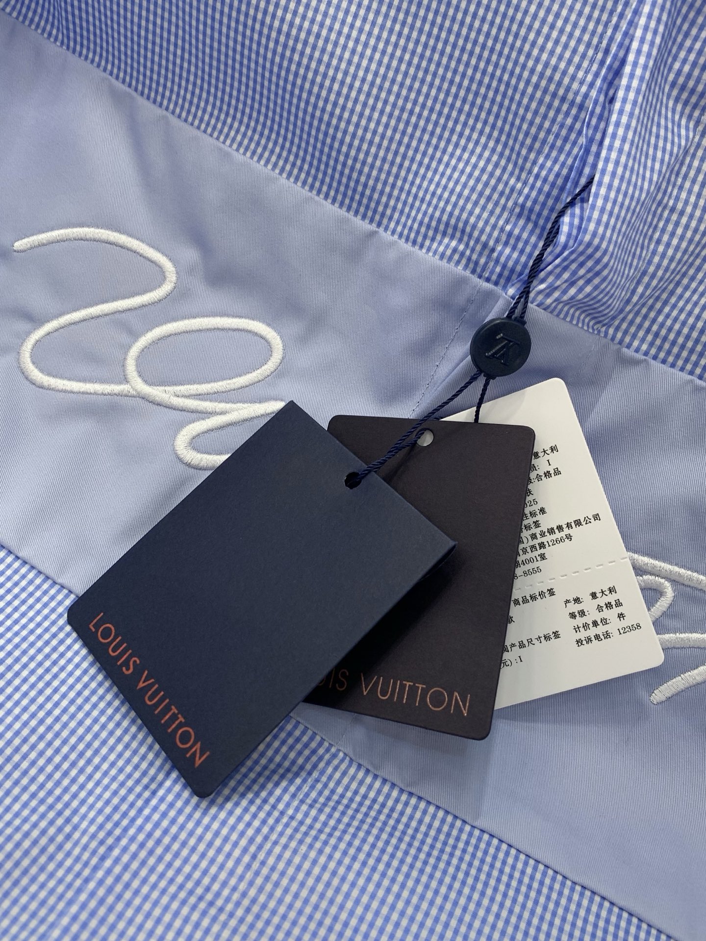 ，LouisVuitton 路易威登，2026夏季最新款，专柜同步有售，原单狠货，时尚休闲圆领短袖衬衫，