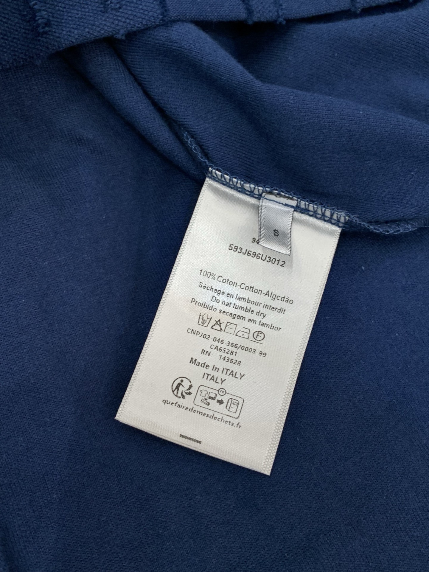 ，Dior 迪奥， 2026夏季新品，专柜同步有售，简约时尚休闲圆领短袖T恤，原版进口面料，舒适透气，顶