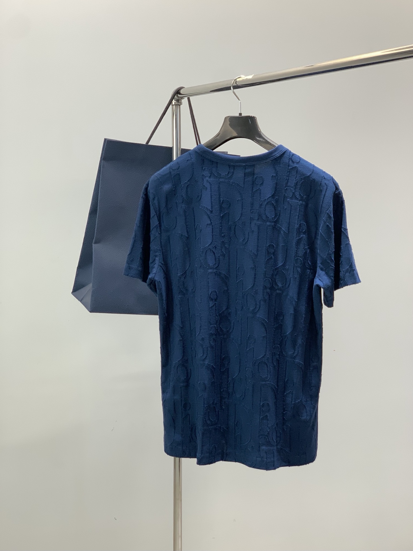 ，Dior 迪奥， 2026夏季新品，专柜同步有售，简约时尚休闲圆领短袖T恤，原版进口面料，舒适透气，顶